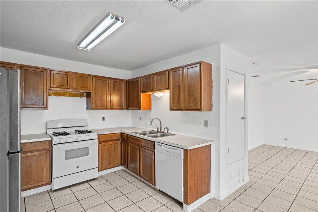 904 Montopolis Dr, Austin, TX 78741