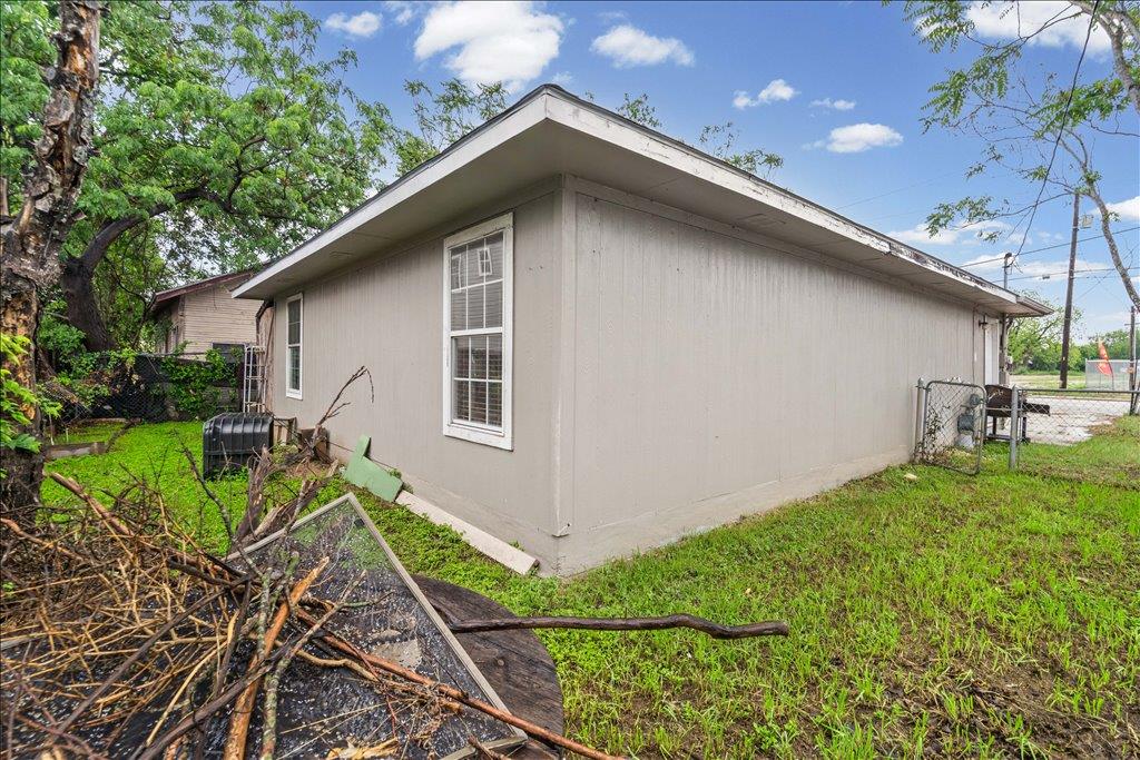 904 Montopolis Dr, Austin, TX 78741