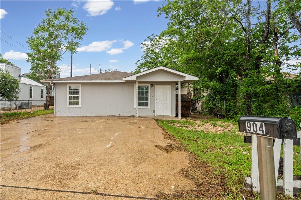 904 Montopolis Dr, Austin, TX 78741