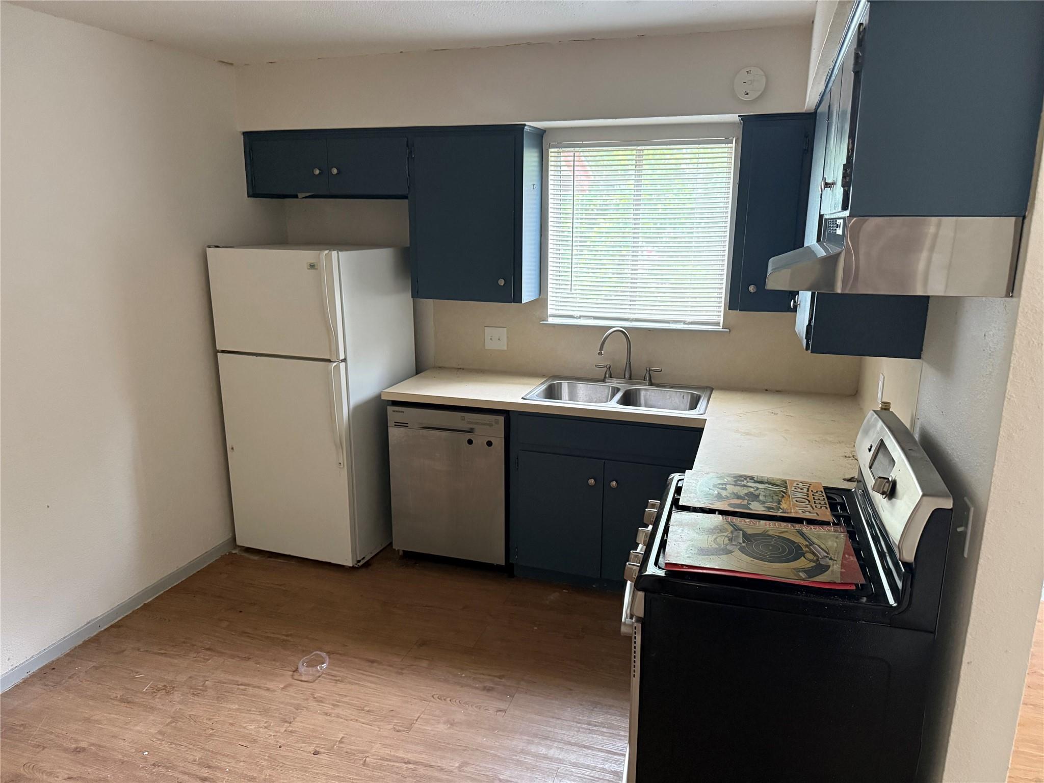 1303 Falcon Cv, Austin, TX 78745