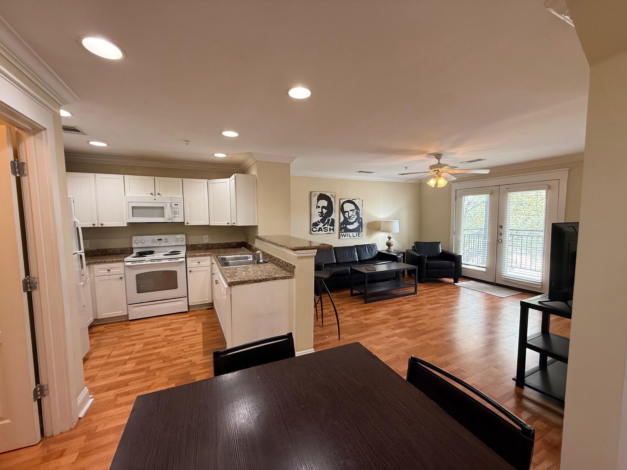 1725 Harvey Mitchell Pkwy S # 1430, College Station, TX 77840