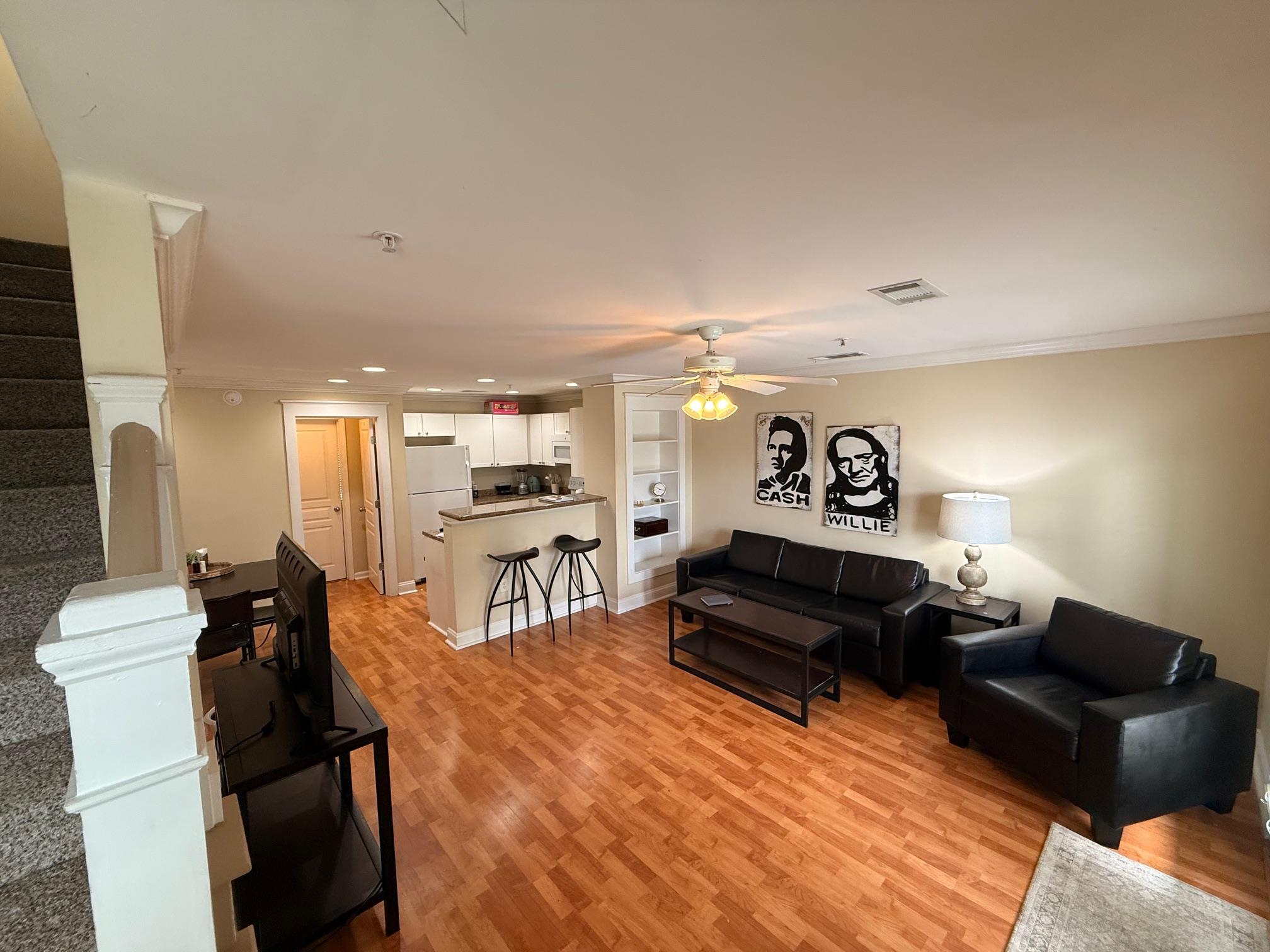 1725 Harvey Mitchell Pkwy S # 1430, College Station, TX 77840