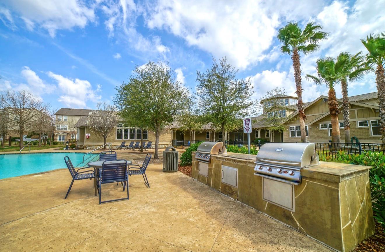 1725 Harvey Mitchell Pkwy S # 1430, College Station, TX 77840