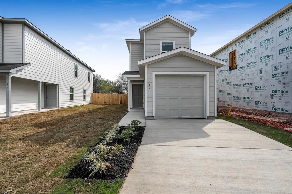 61 Trinity Cir, Lockhart, TX 78644