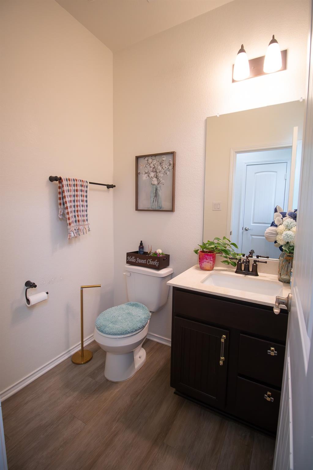 2105 Ebony Dove St, Round Rock, TX 78664