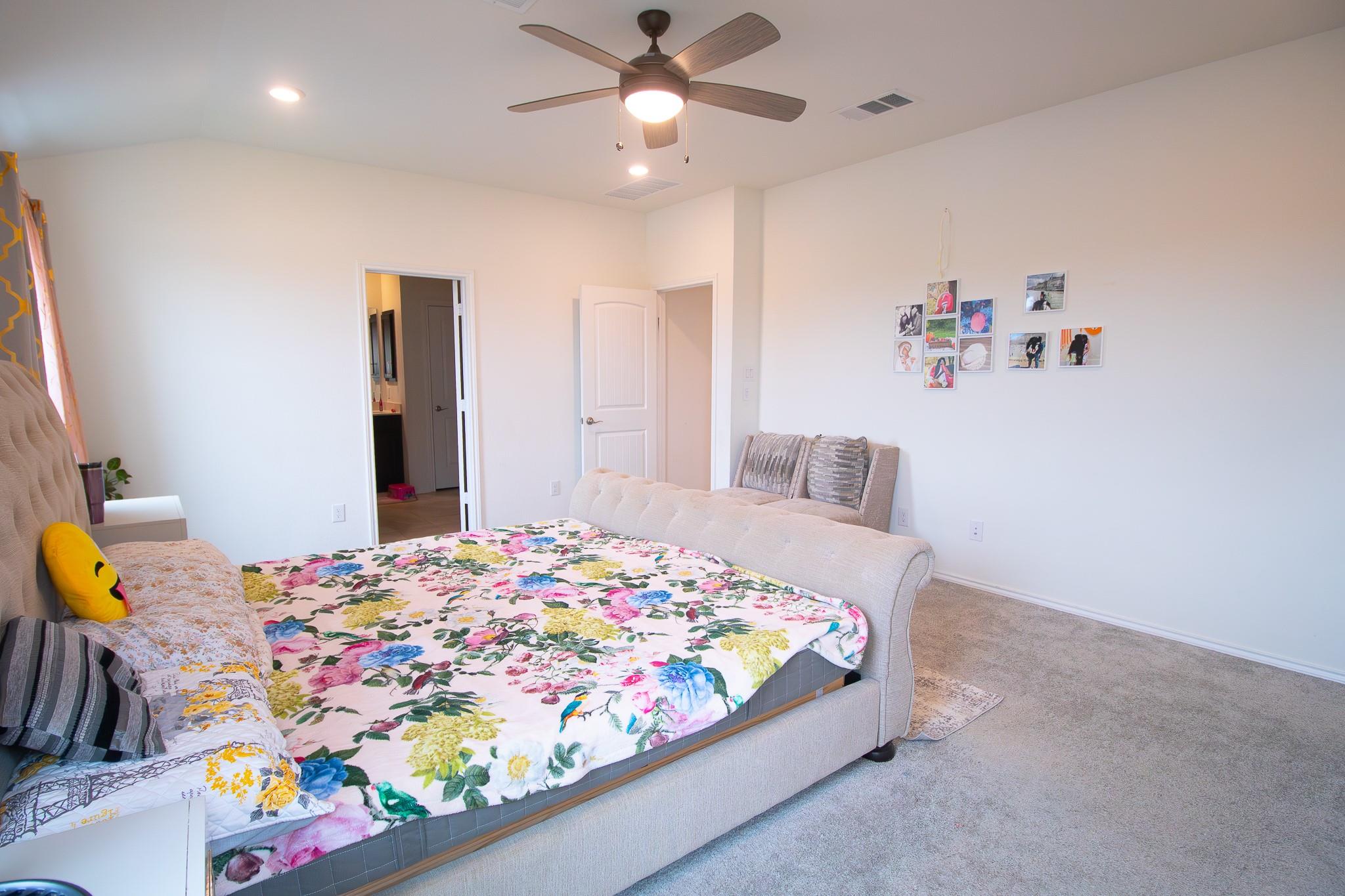 2105 Ebony Dove St, Round Rock, TX 78664