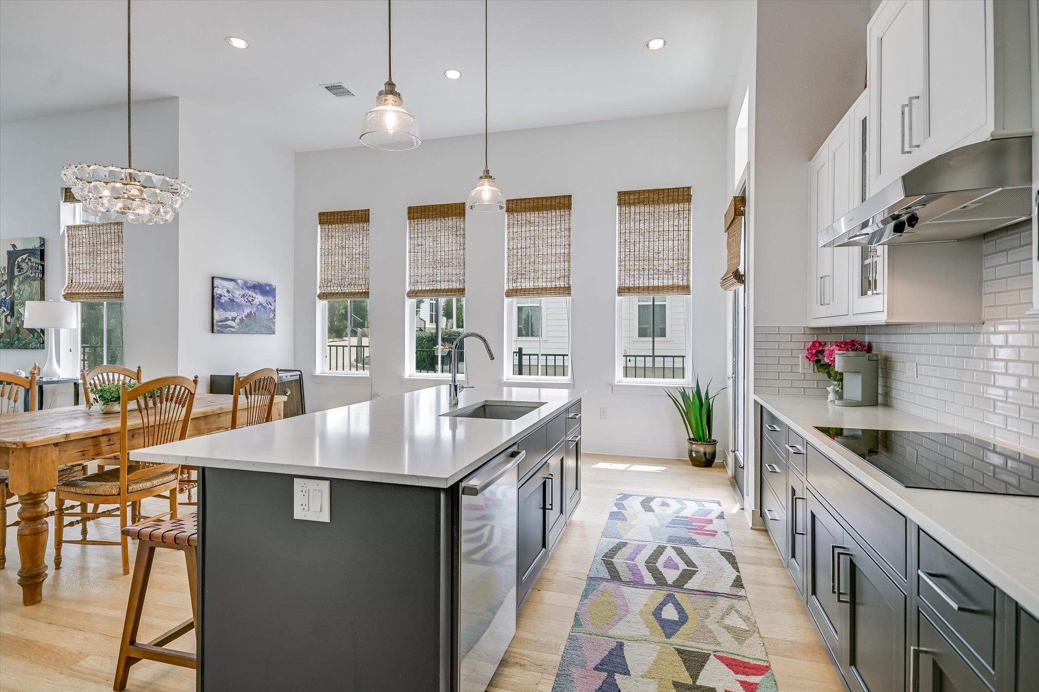 4407 Night Owl Ln # 12, Austin, TX 78723