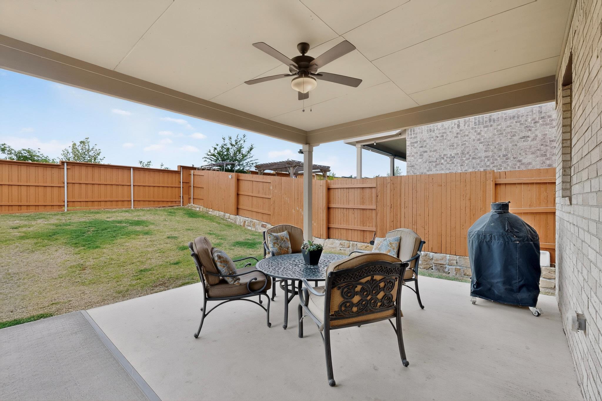 534 Grace Lilly Dr, Buda, TX 78610