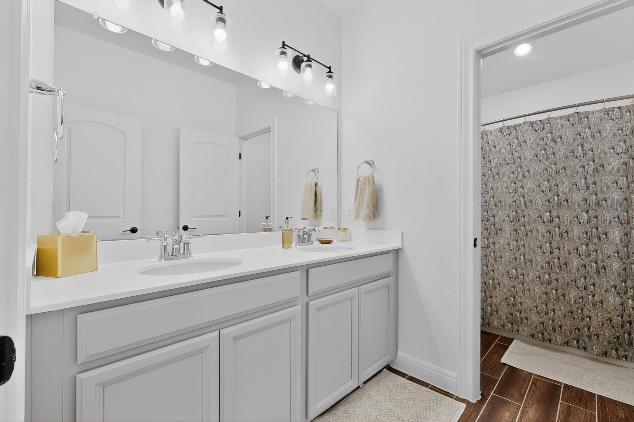 534 Grace Lilly Dr, Buda, TX 78610