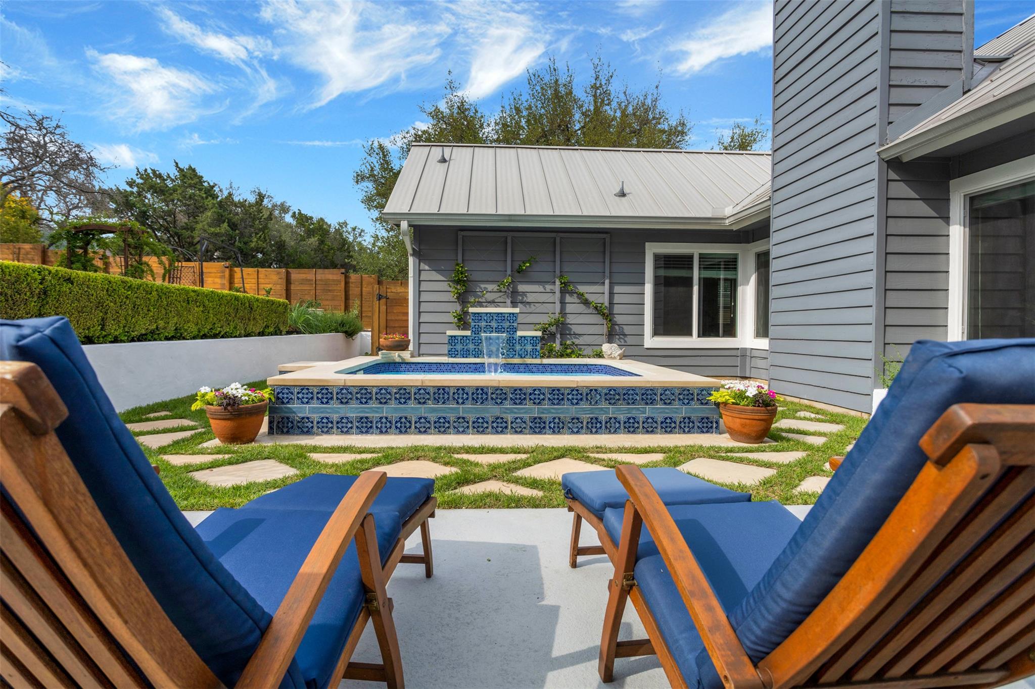 317 Hurst Creek Rd, Lakeway, TX 78734