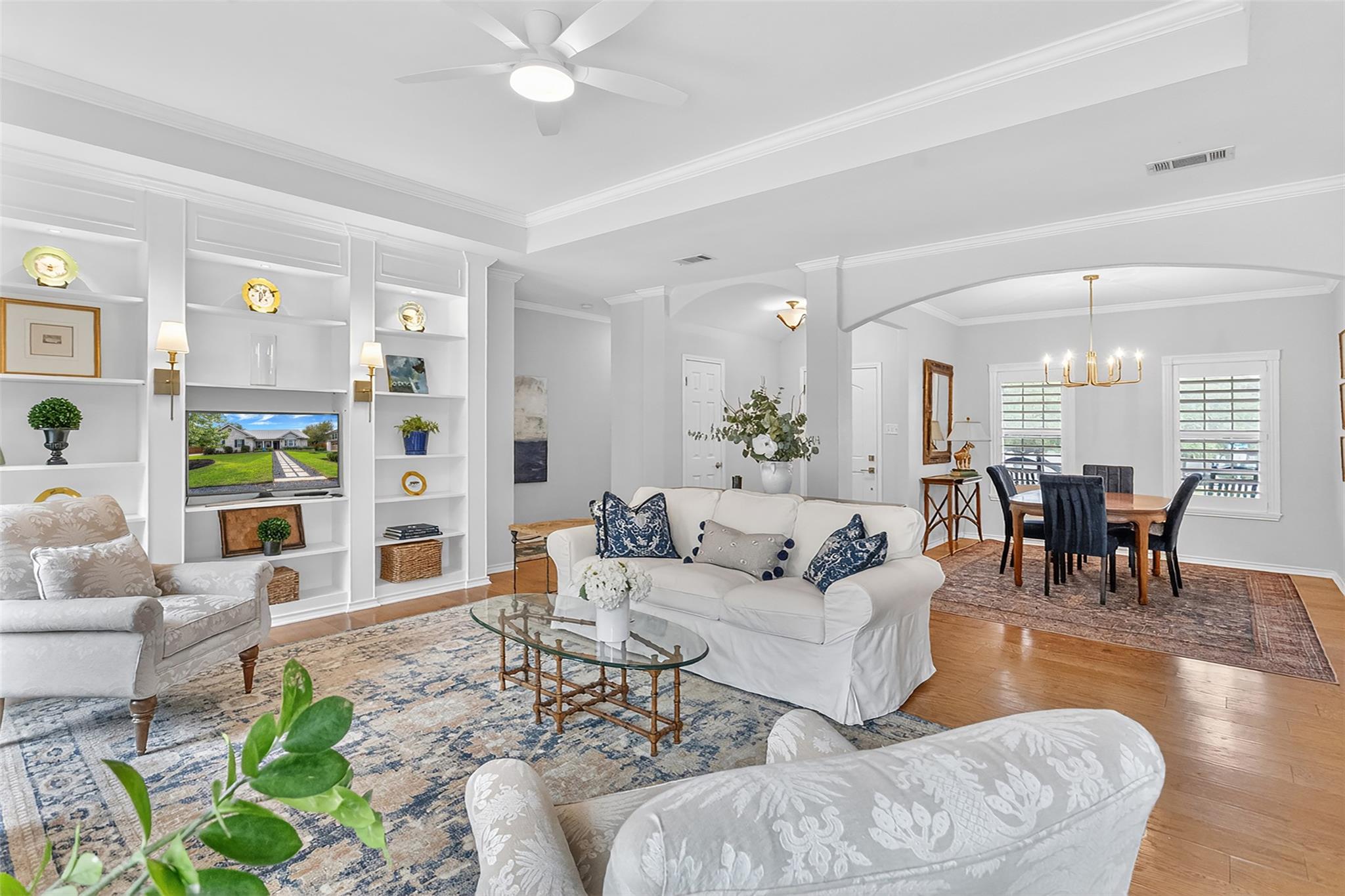 317 Hurst Creek Rd, Lakeway, TX 78734