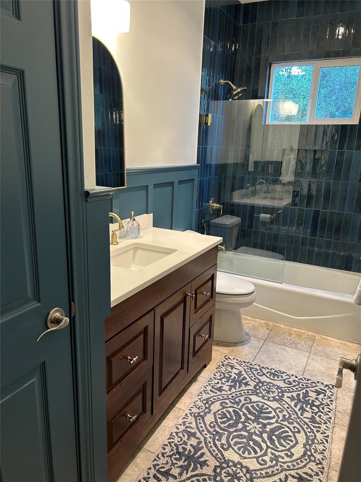 317 Hurst Creek Rd, Lakeway, TX 78734