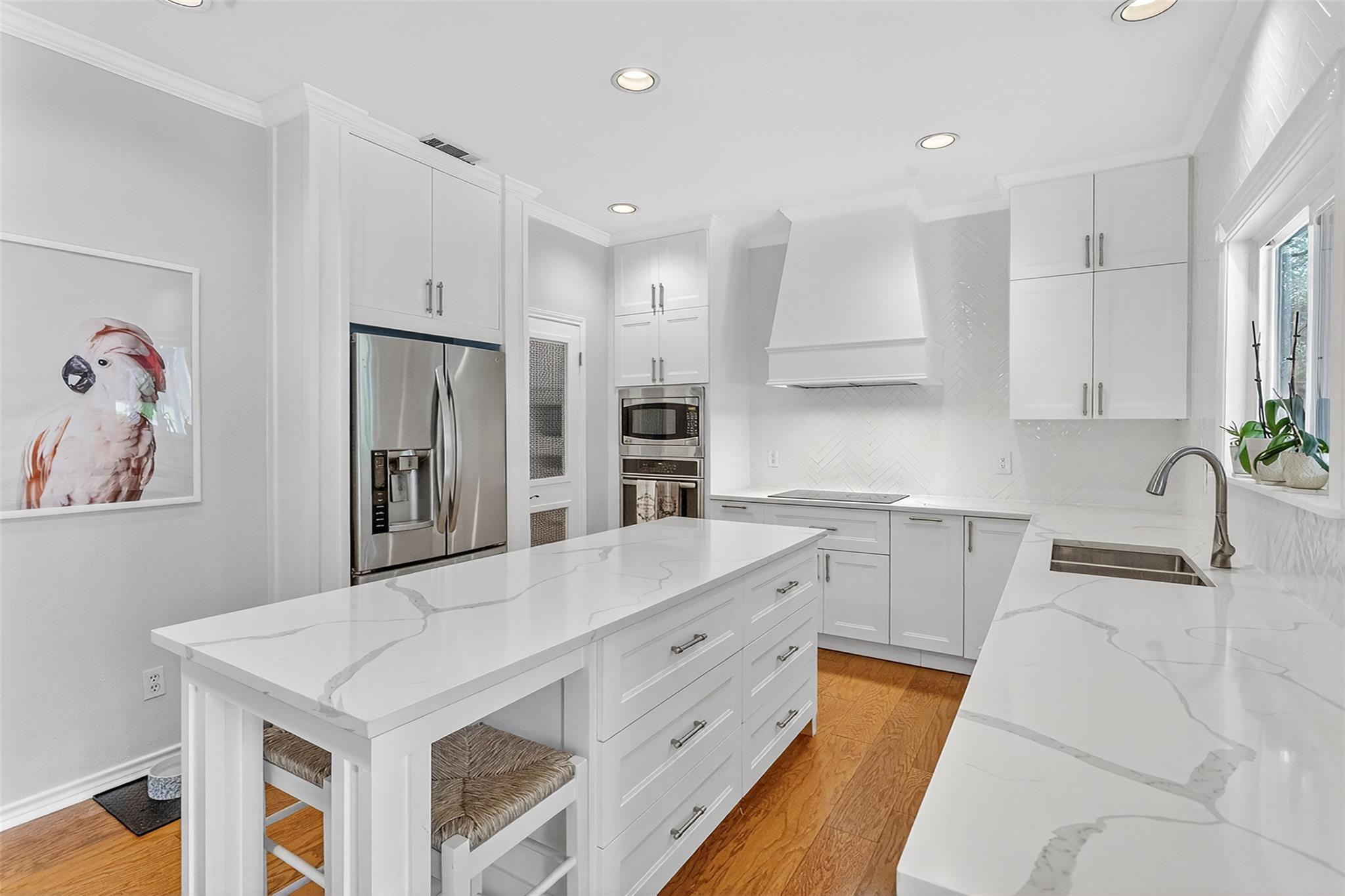 317 Hurst Creek Rd, Lakeway, TX 78734