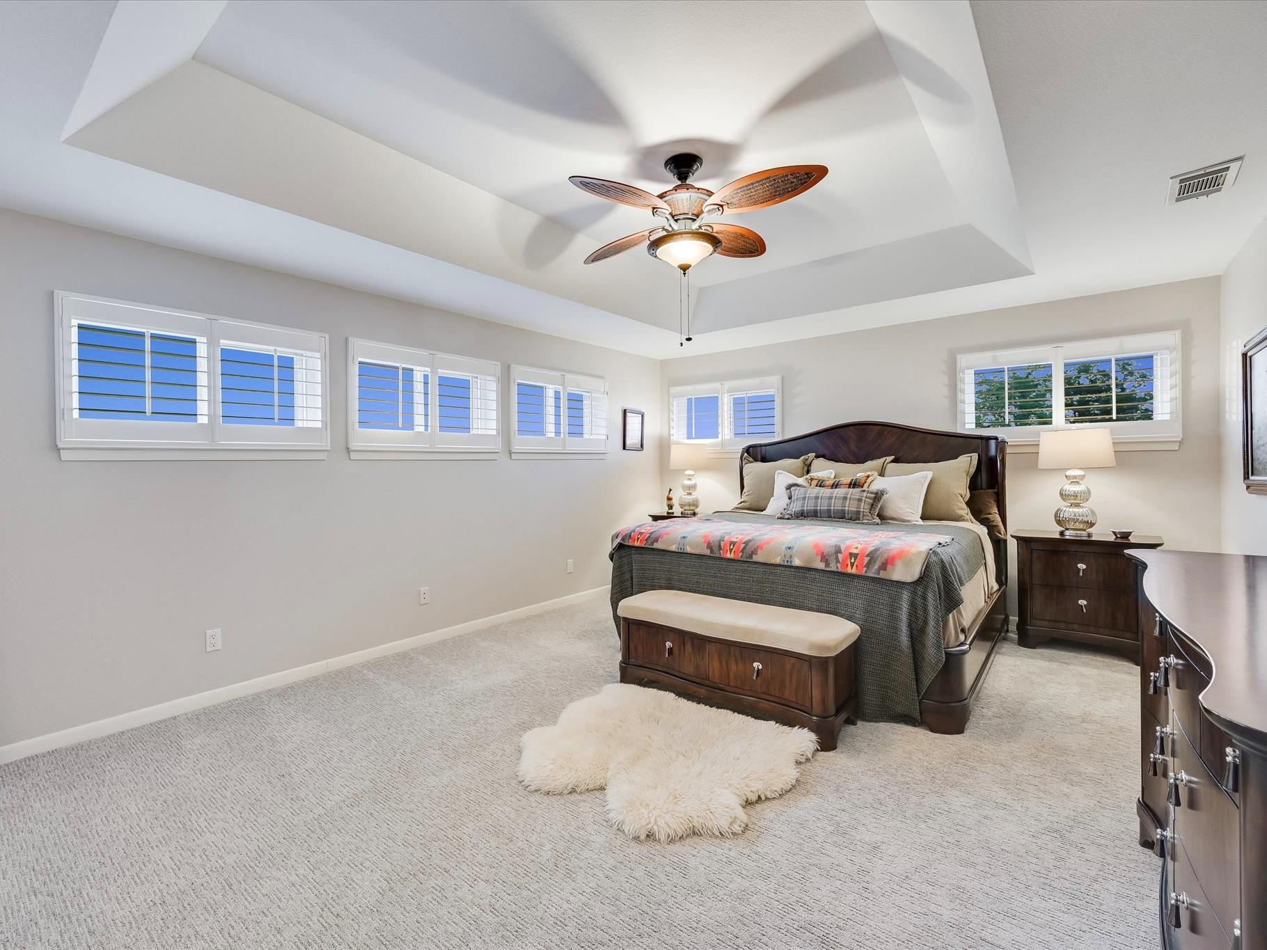 312 Paleface Point Dr, Spicewood, TX 78669