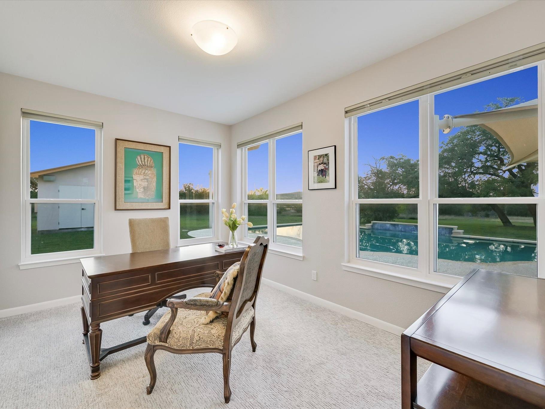 312 Paleface Point Dr, Spicewood, TX 78669