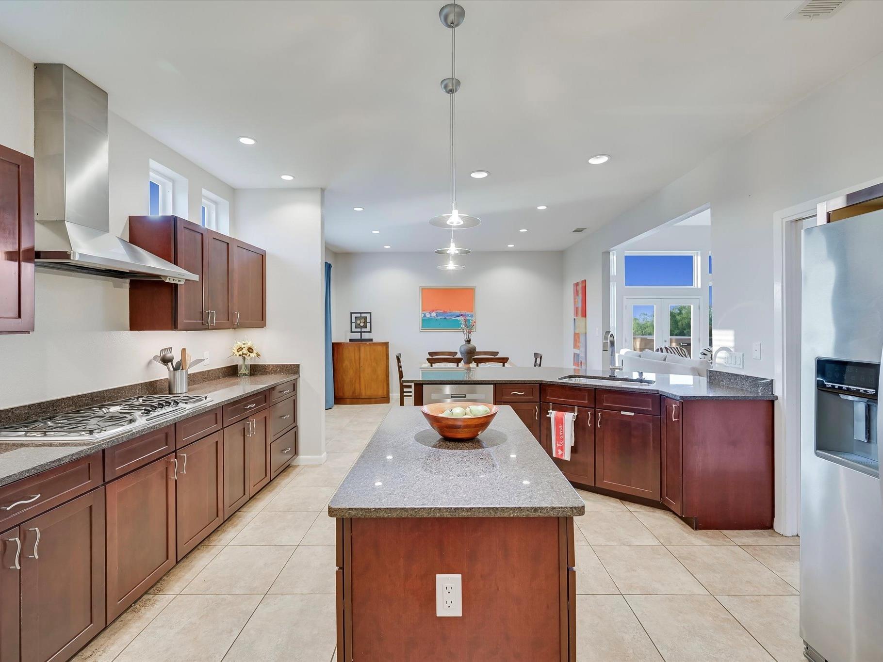 312 Paleface Point Dr, Spicewood, TX 78669