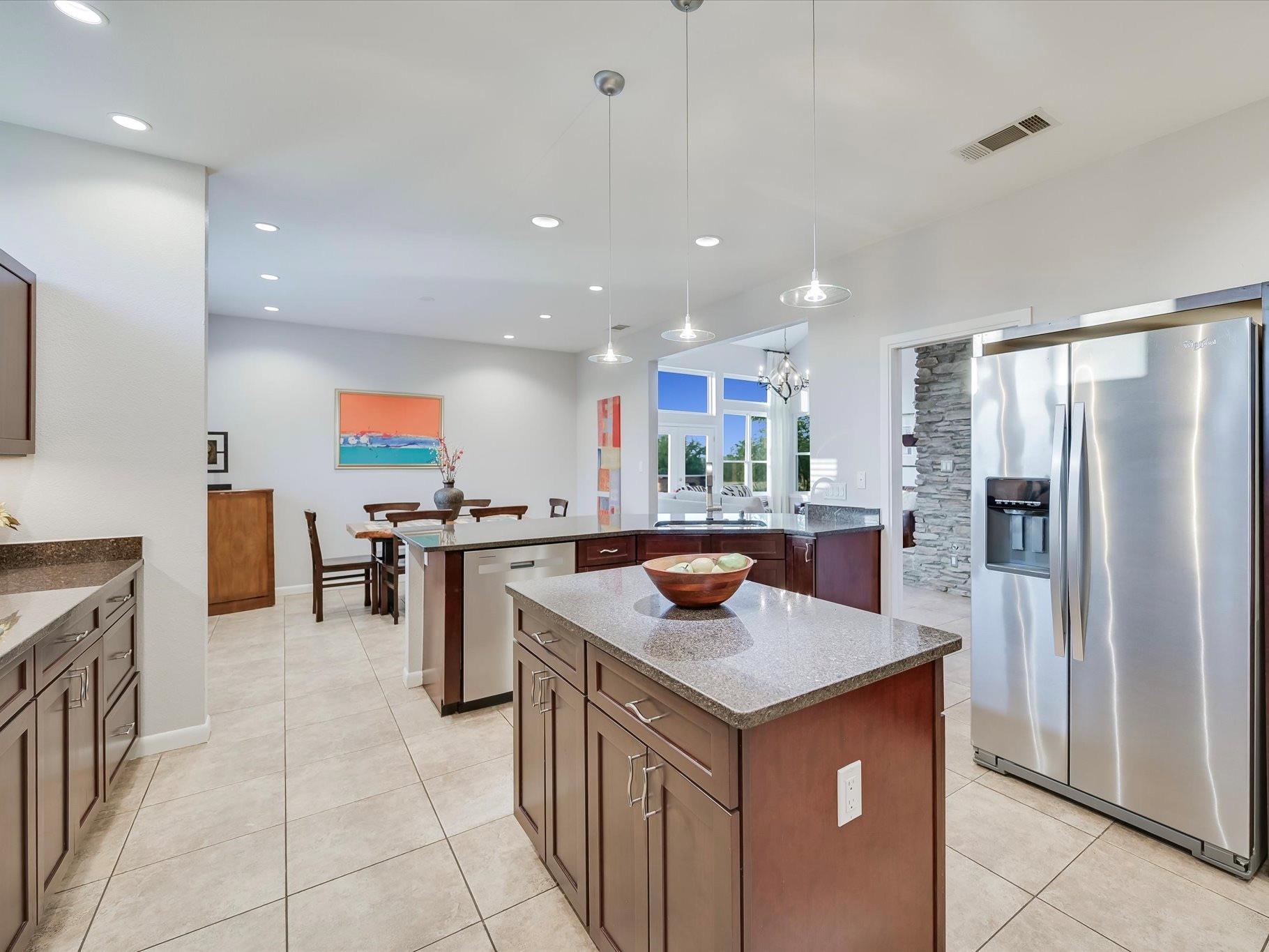 312 Paleface Point Dr, Spicewood, TX 78669