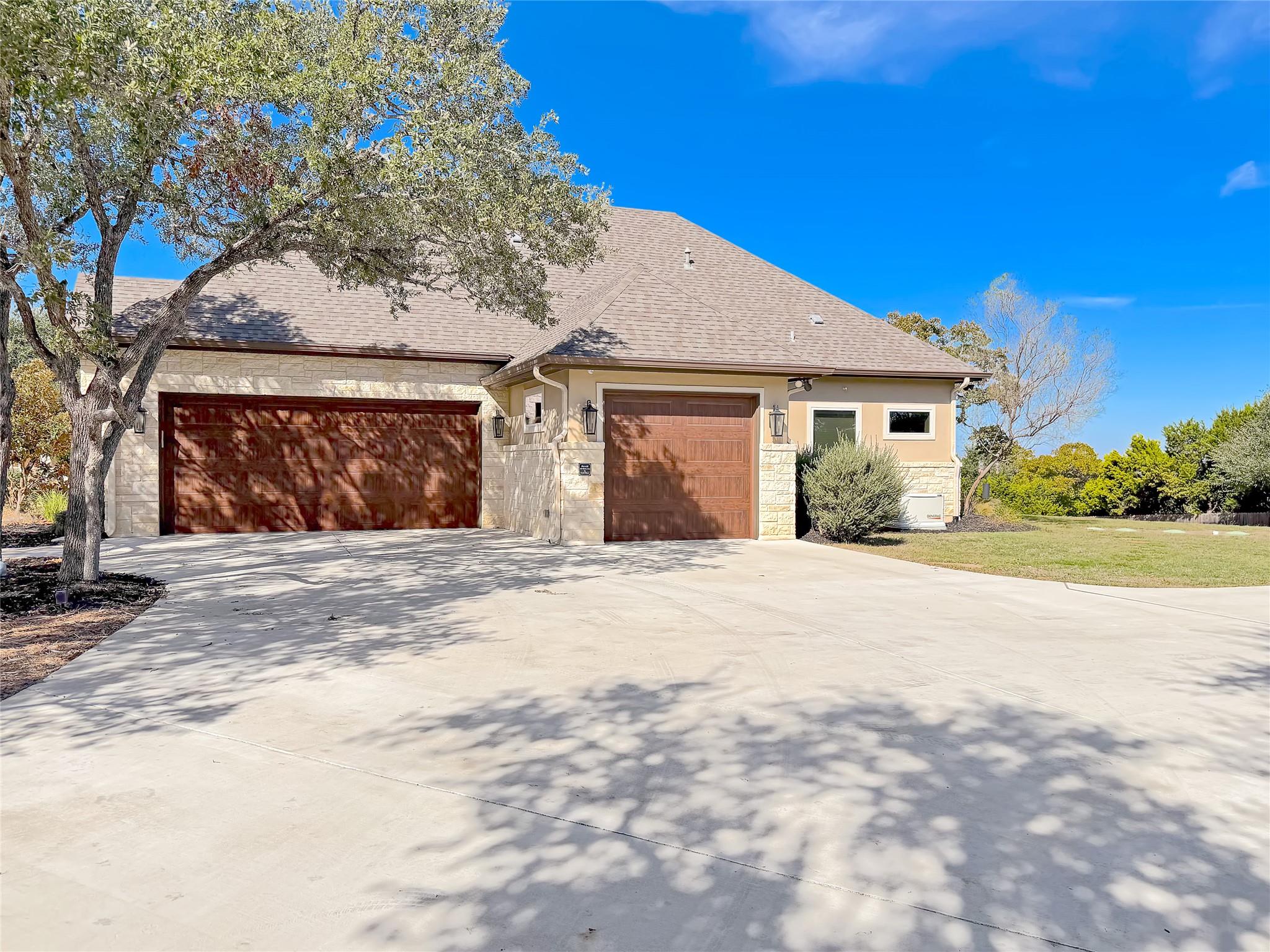631 Angelica Vis, Canyon Lake, TX 78133