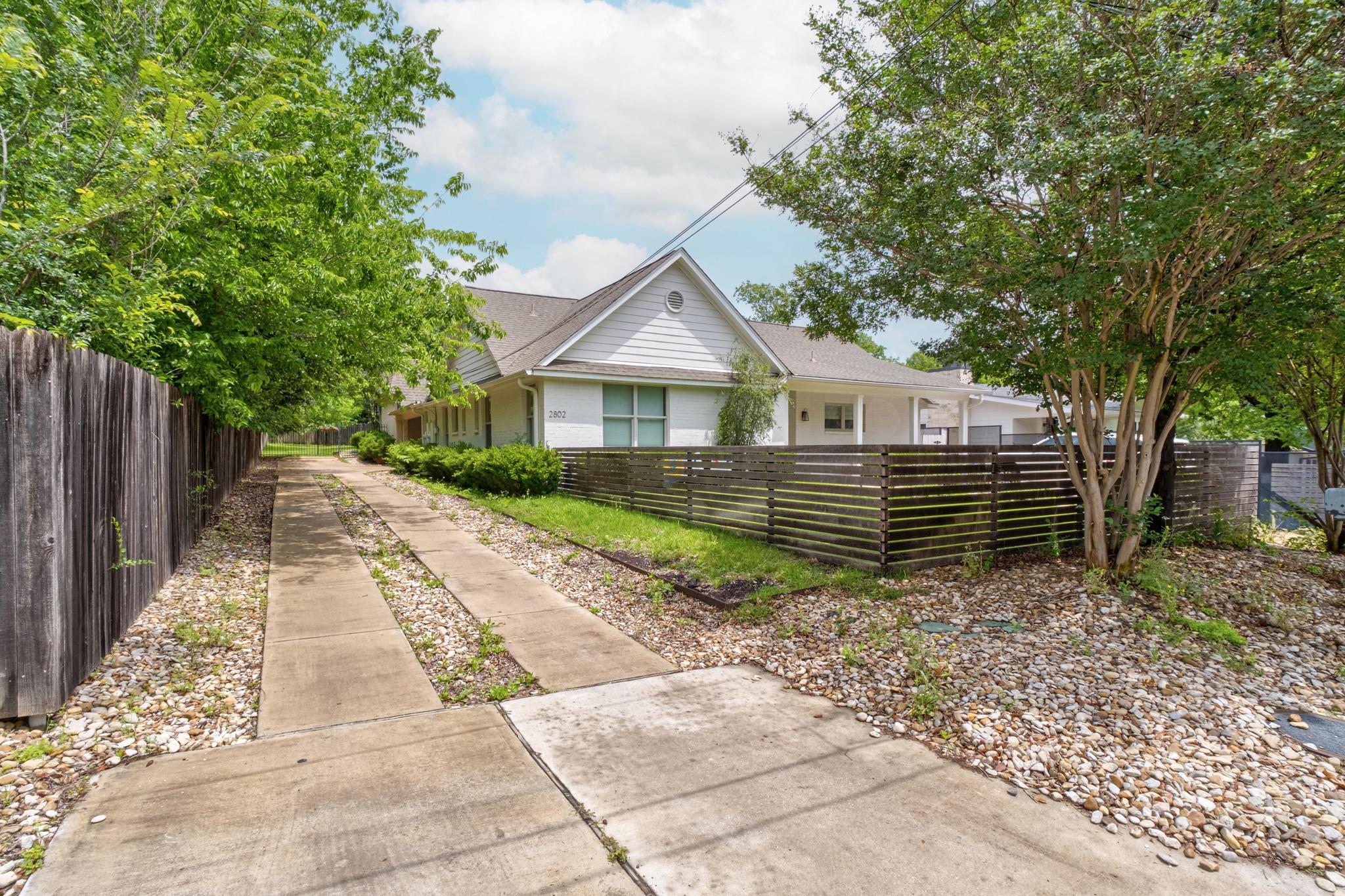 2802 Warren St # B, Austin, TX 78703