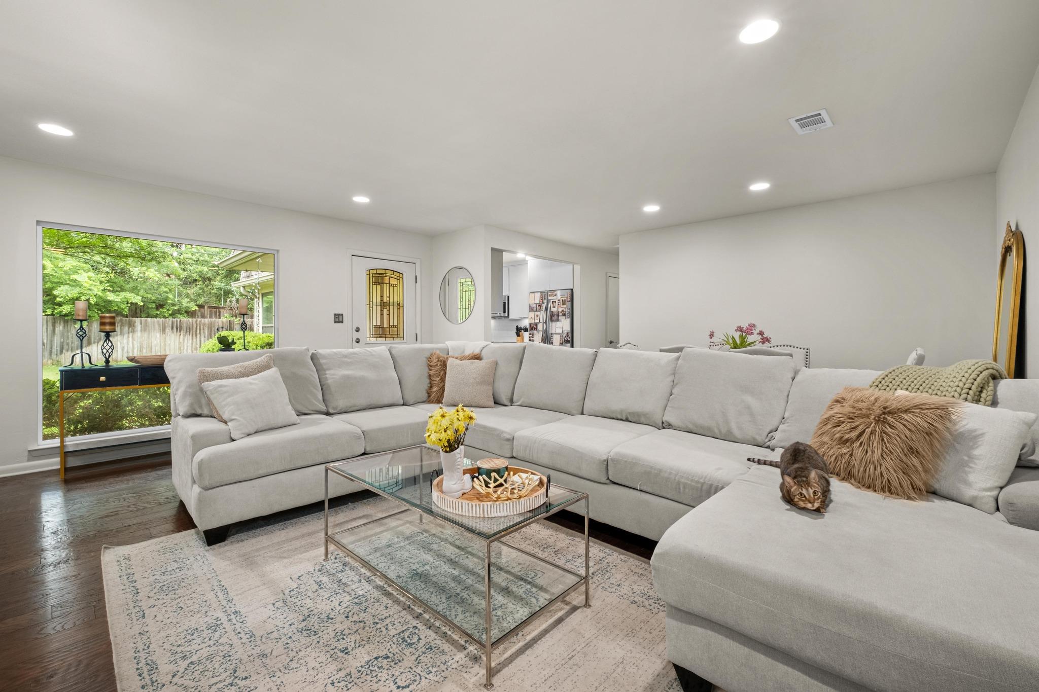 2802 Warren St # B, Austin, TX 78703