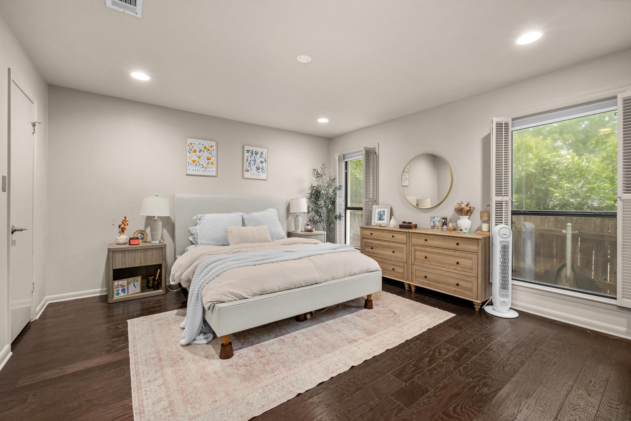 2802 Warren St # B, Austin, TX 78703