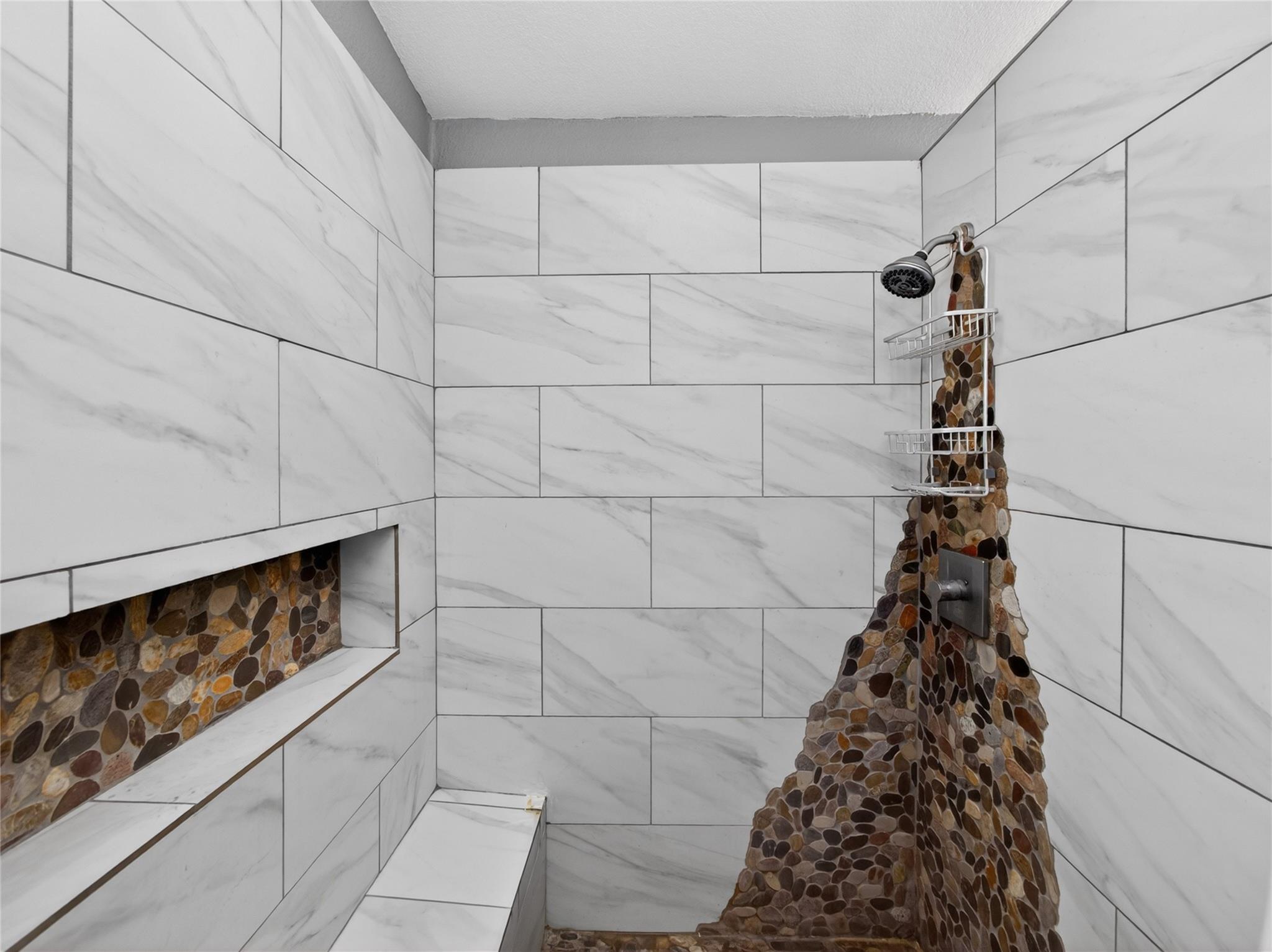 279 Highline Dr, Bastrop, TX 78602