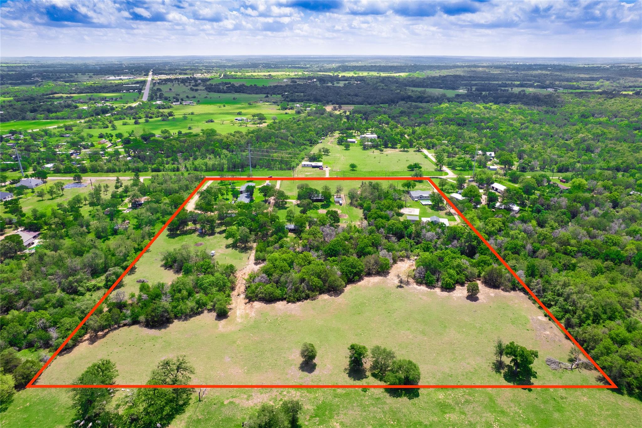 279 Highline Dr, Bastrop, TX 78602