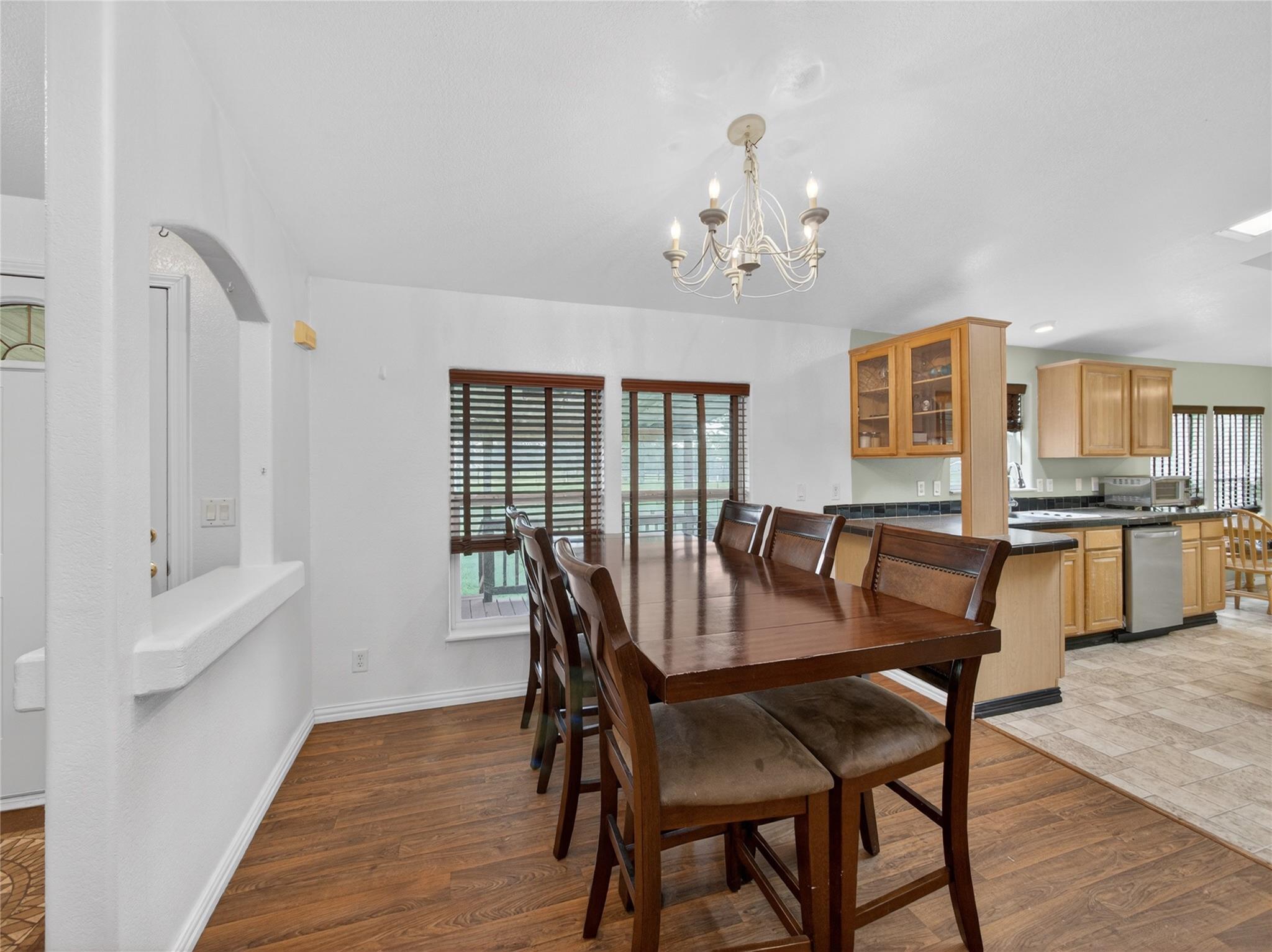 279 Highline Dr, Bastrop, TX 78602