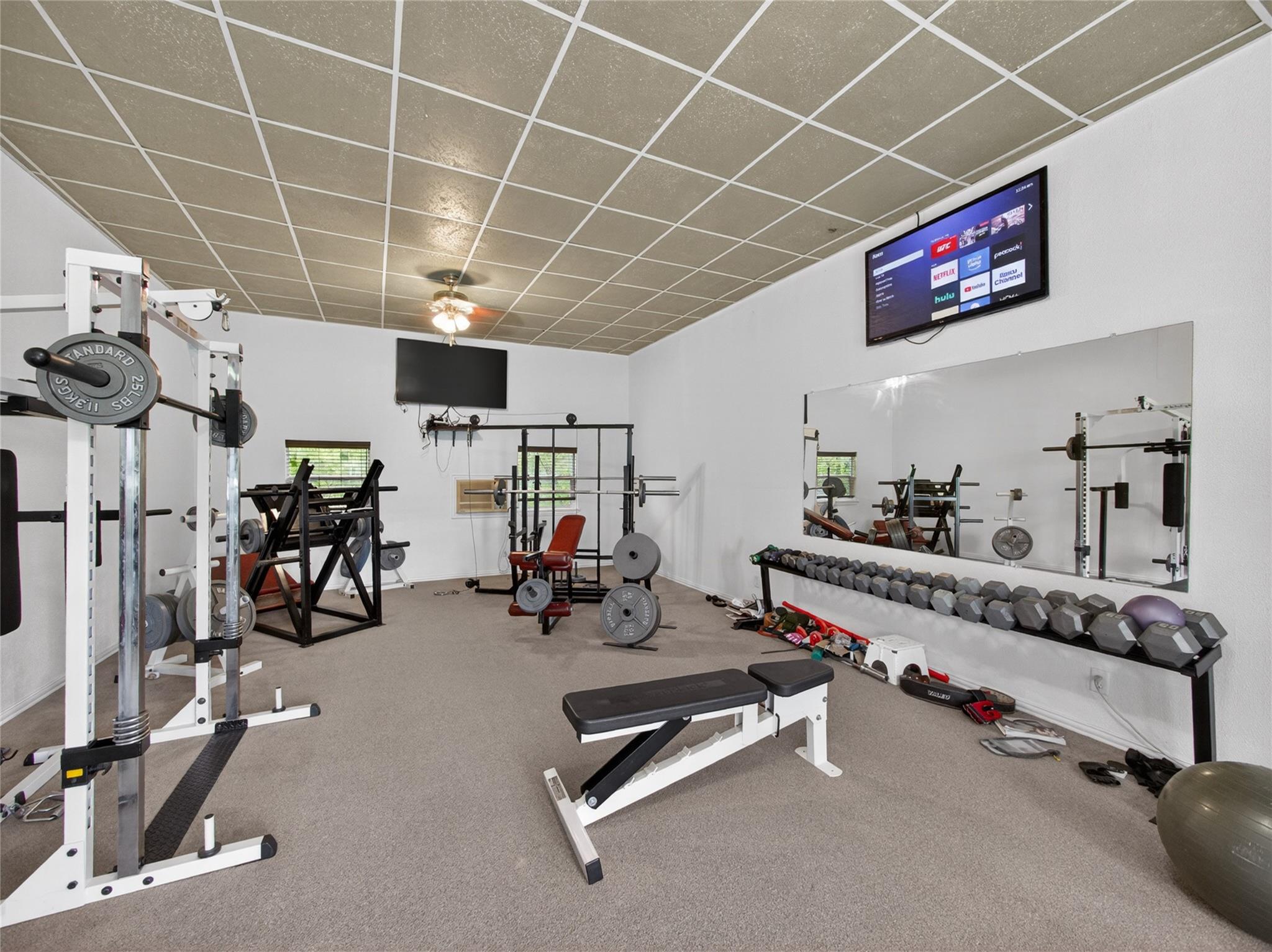 279 Highline Dr, Bastrop, TX 78602