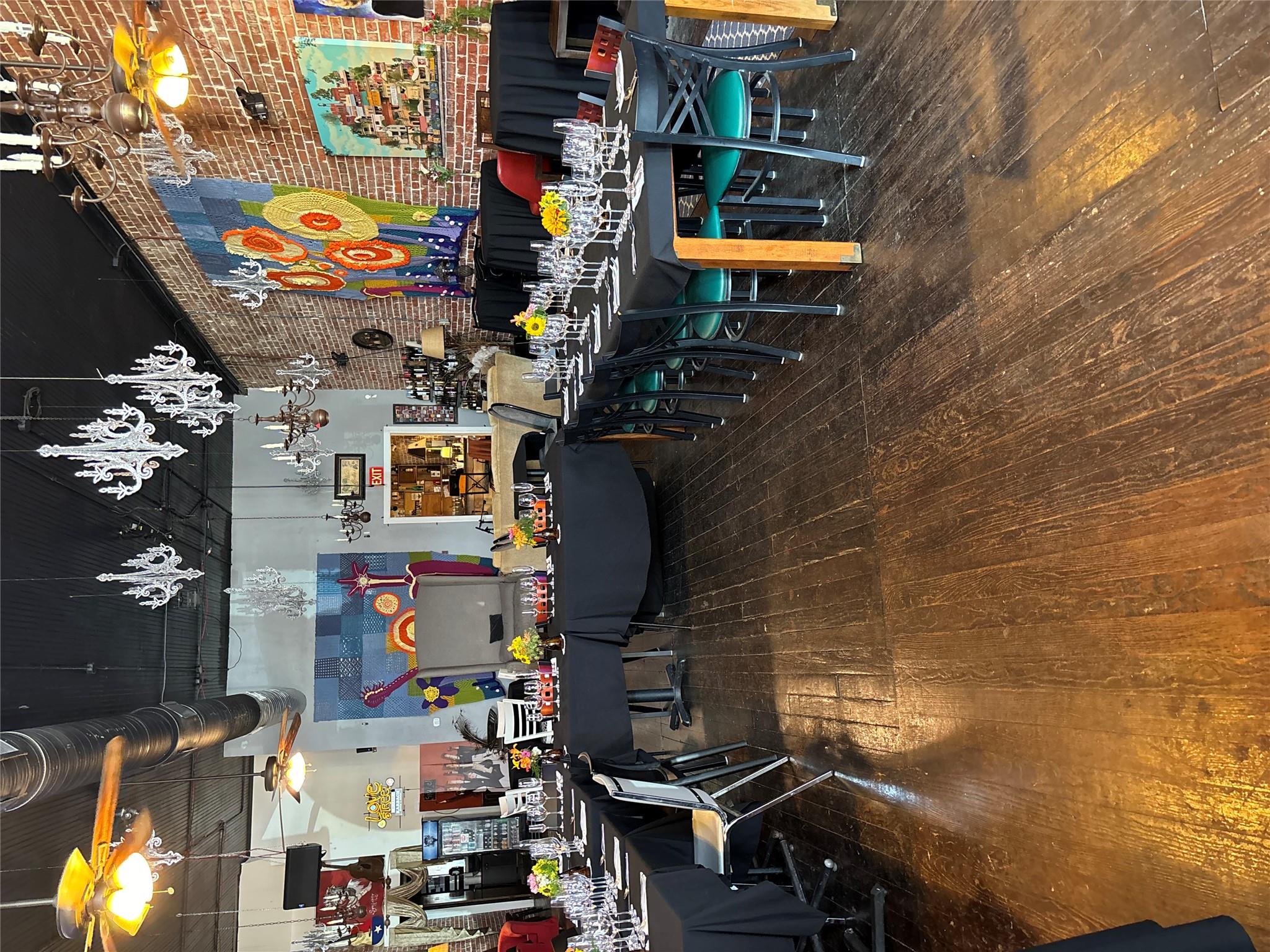 301 Main St, Smithville, TX 78957