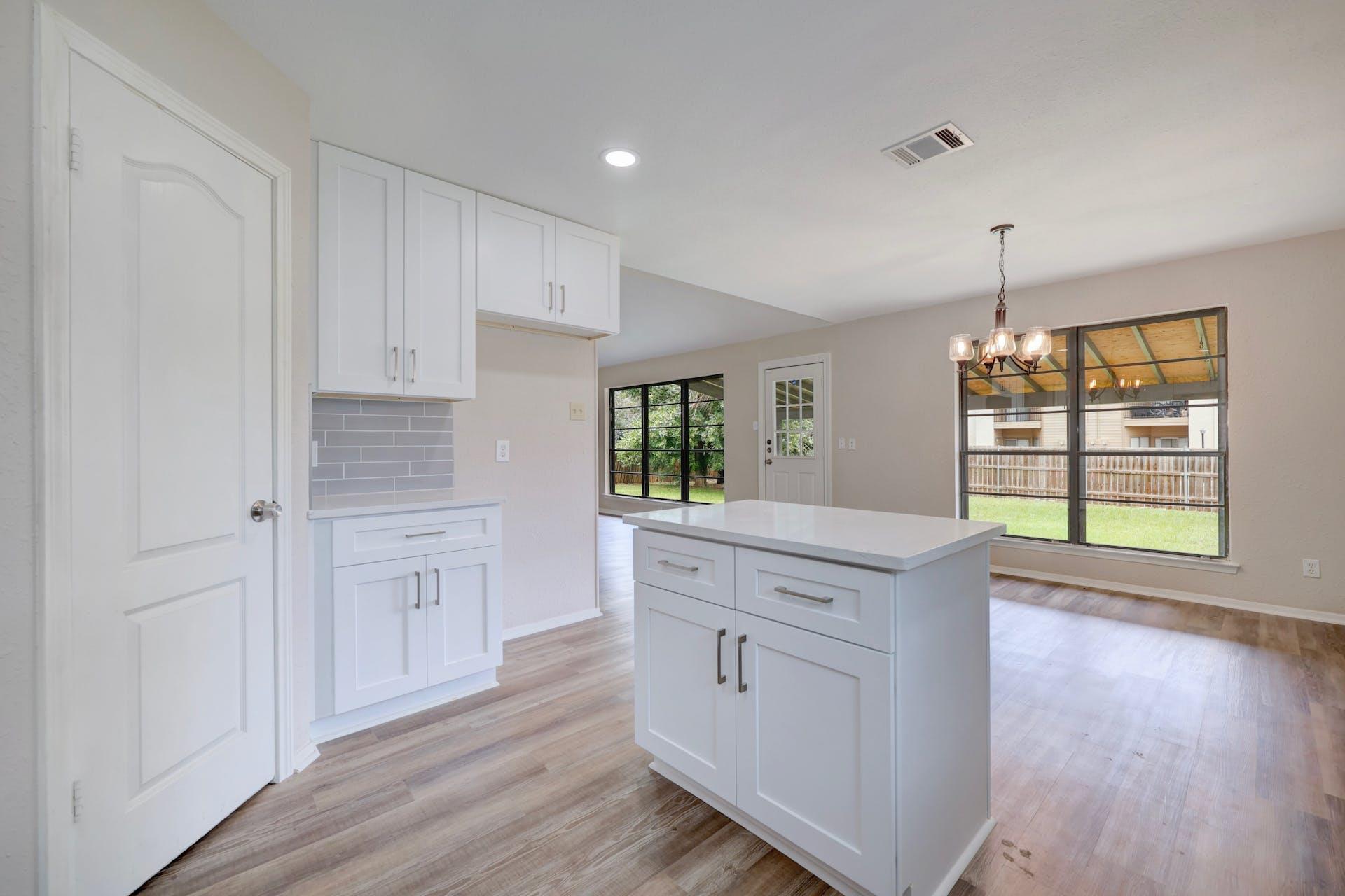 200 Woodmont Dr, Georgetown, TX 78628