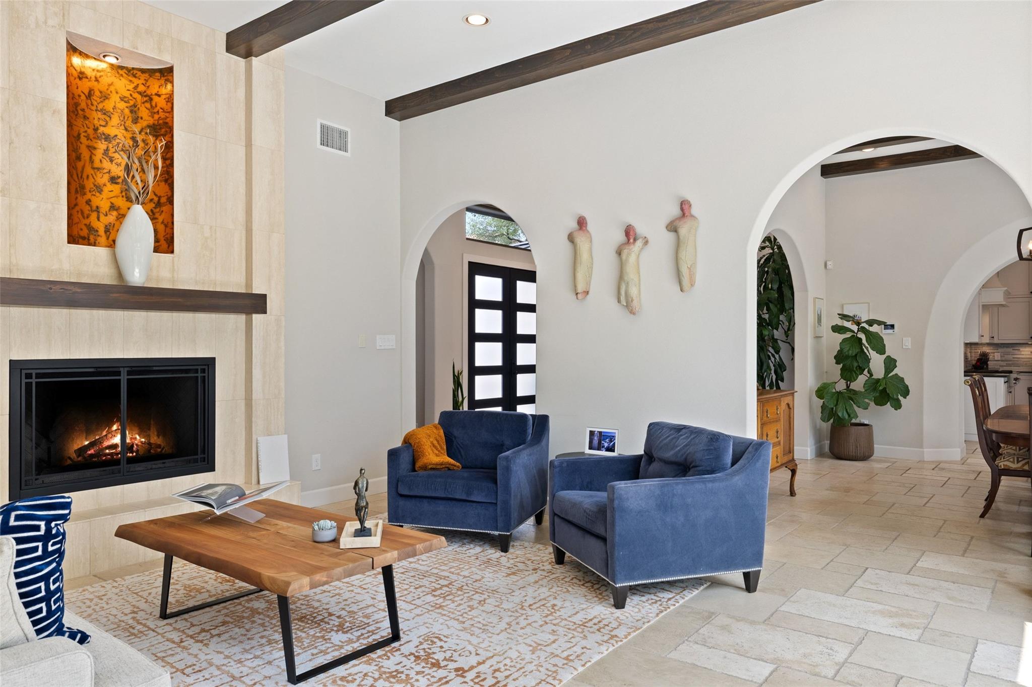 2413 Arion Cir, Austin, TX 78730