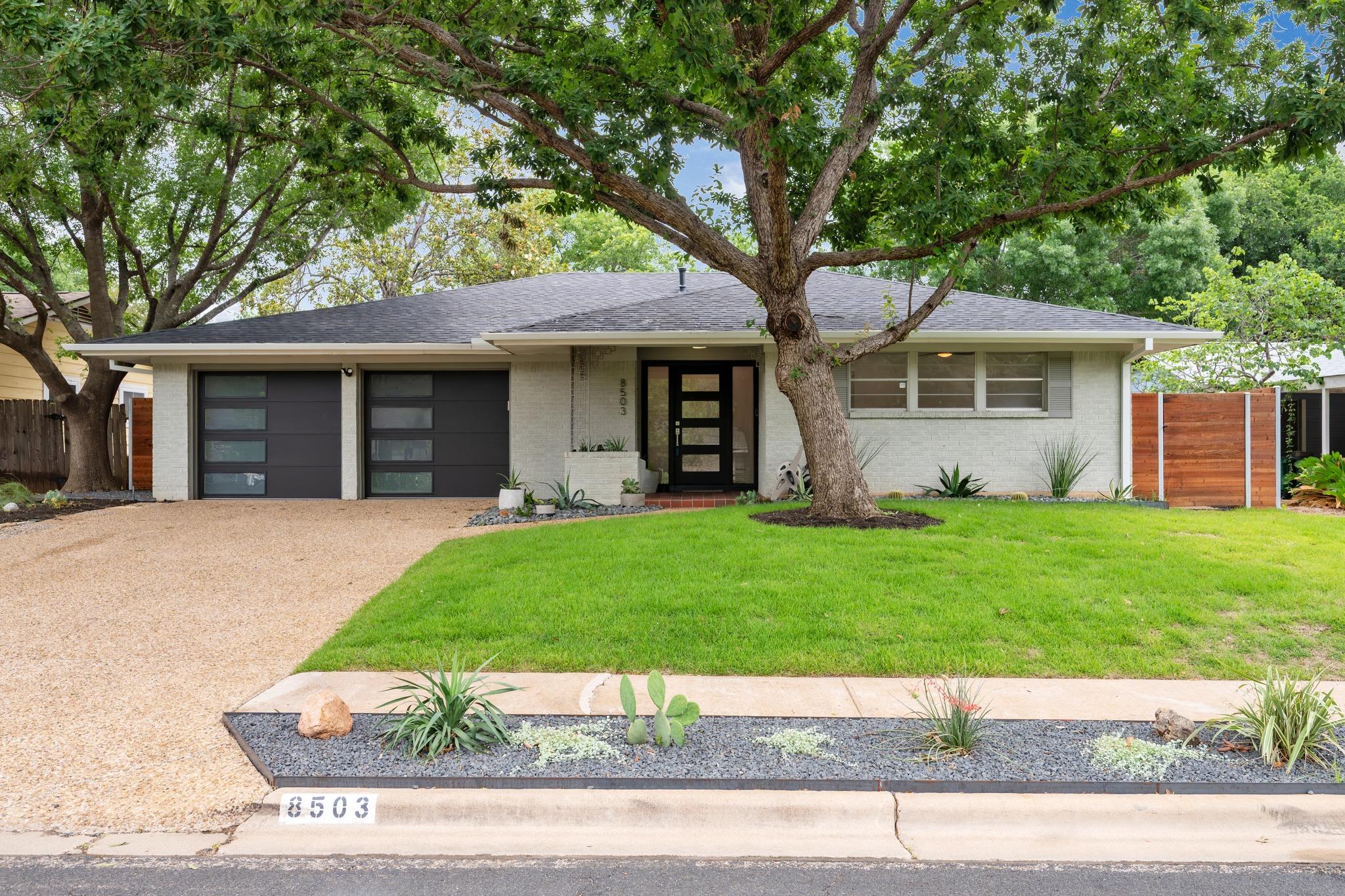 8503 Daleview Dr, Austin, TX 78757