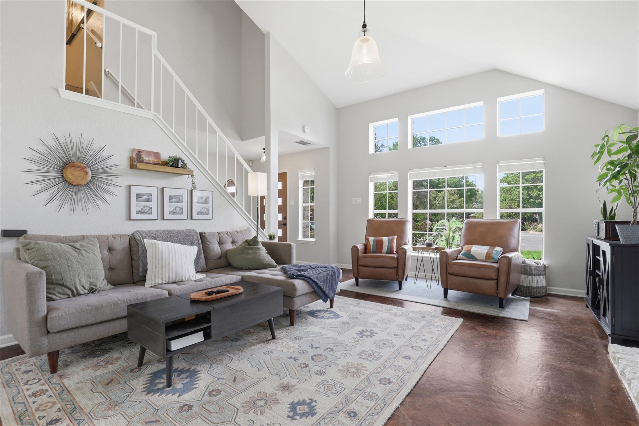 501 Kingfisher Creek Dr, Austin, TX 78748