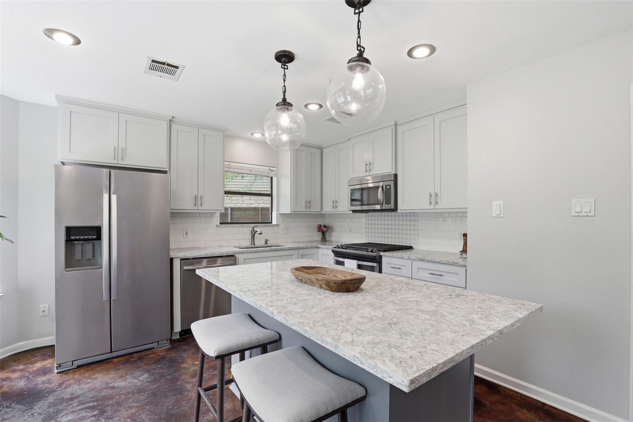 501 Kingfisher Creek Dr, Austin, TX 78748