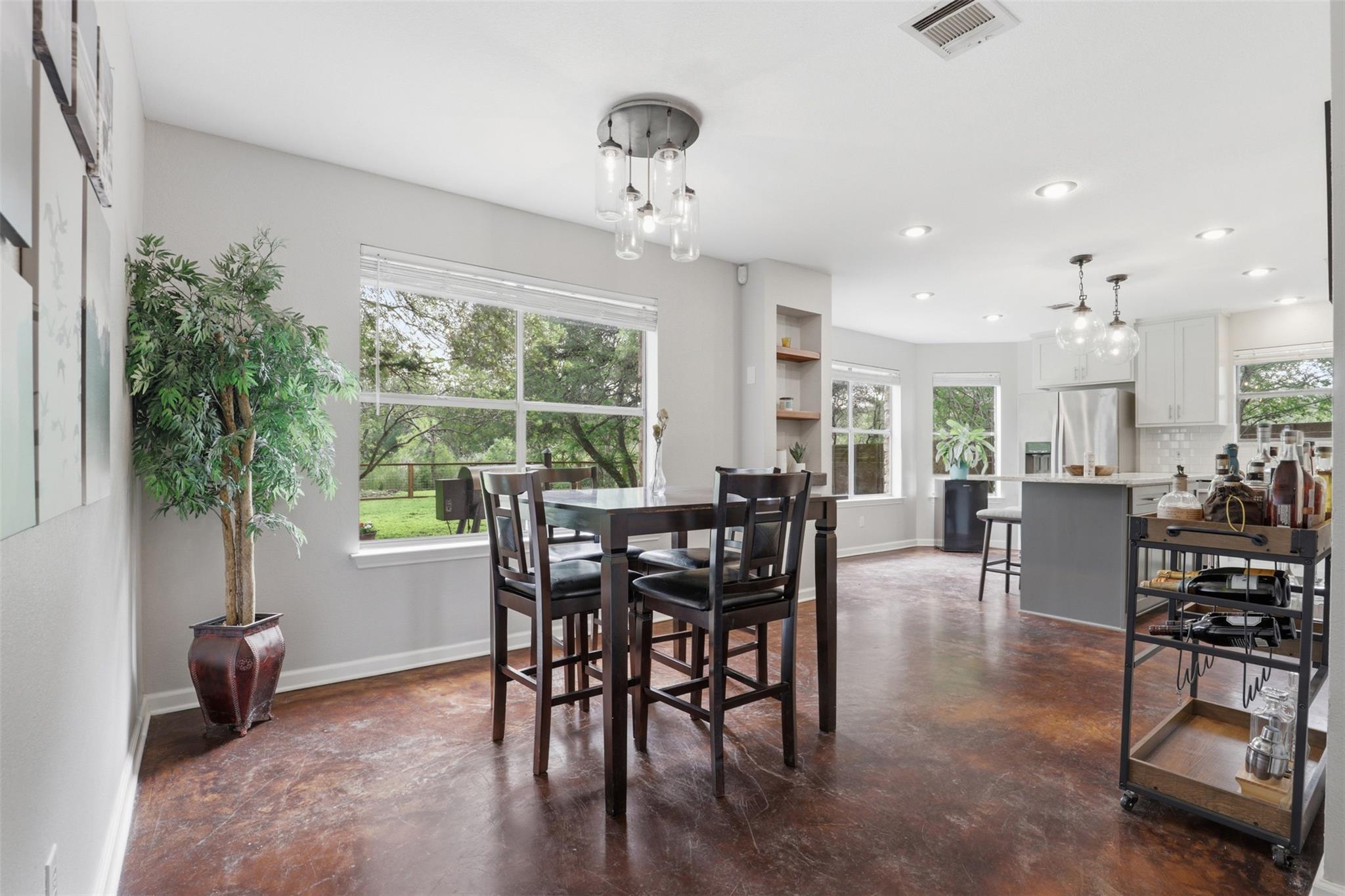 501 Kingfisher Creek Dr, Austin, TX 78748