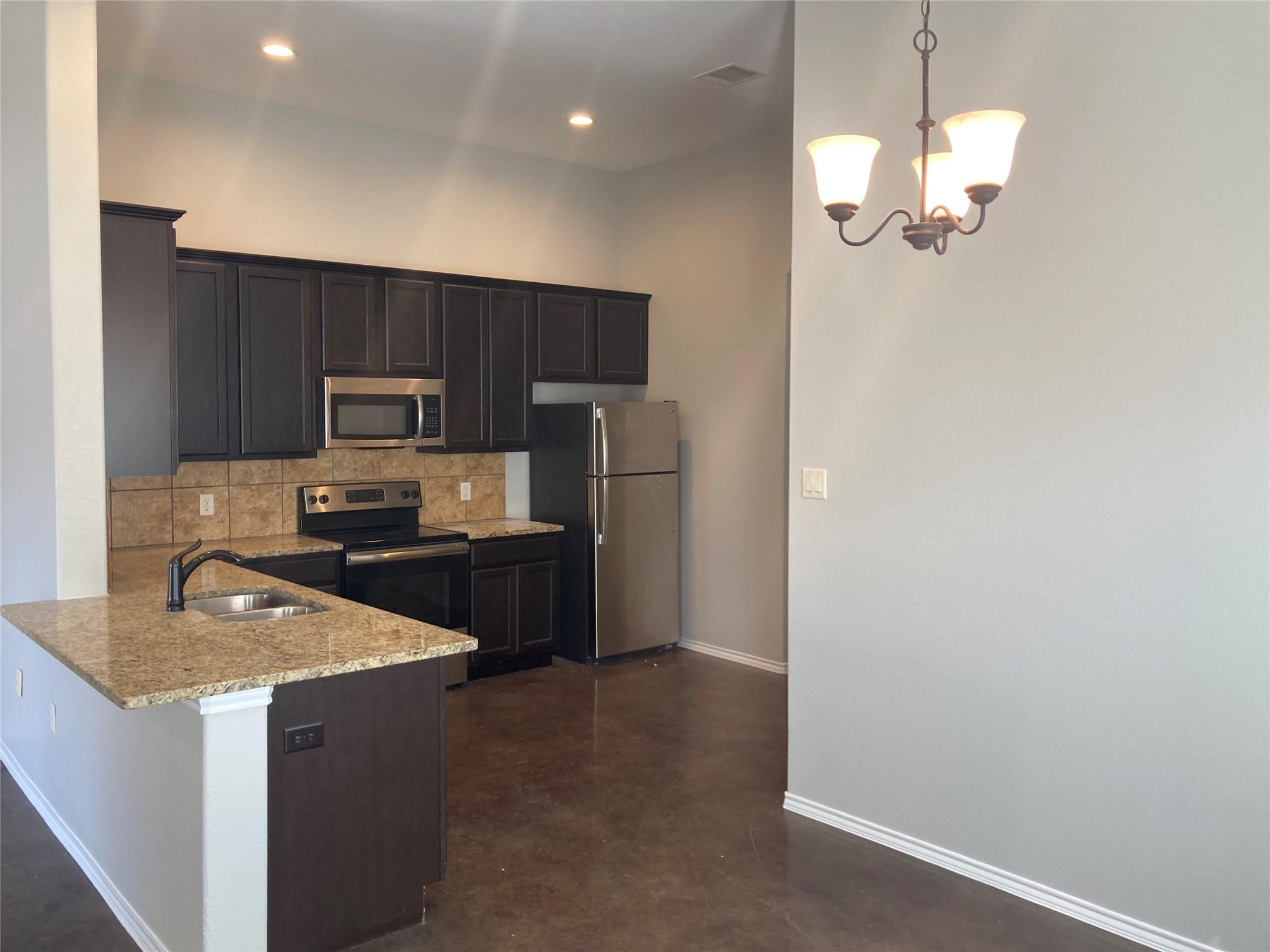 234 Joanne Loop # B, Buda, TX 78610