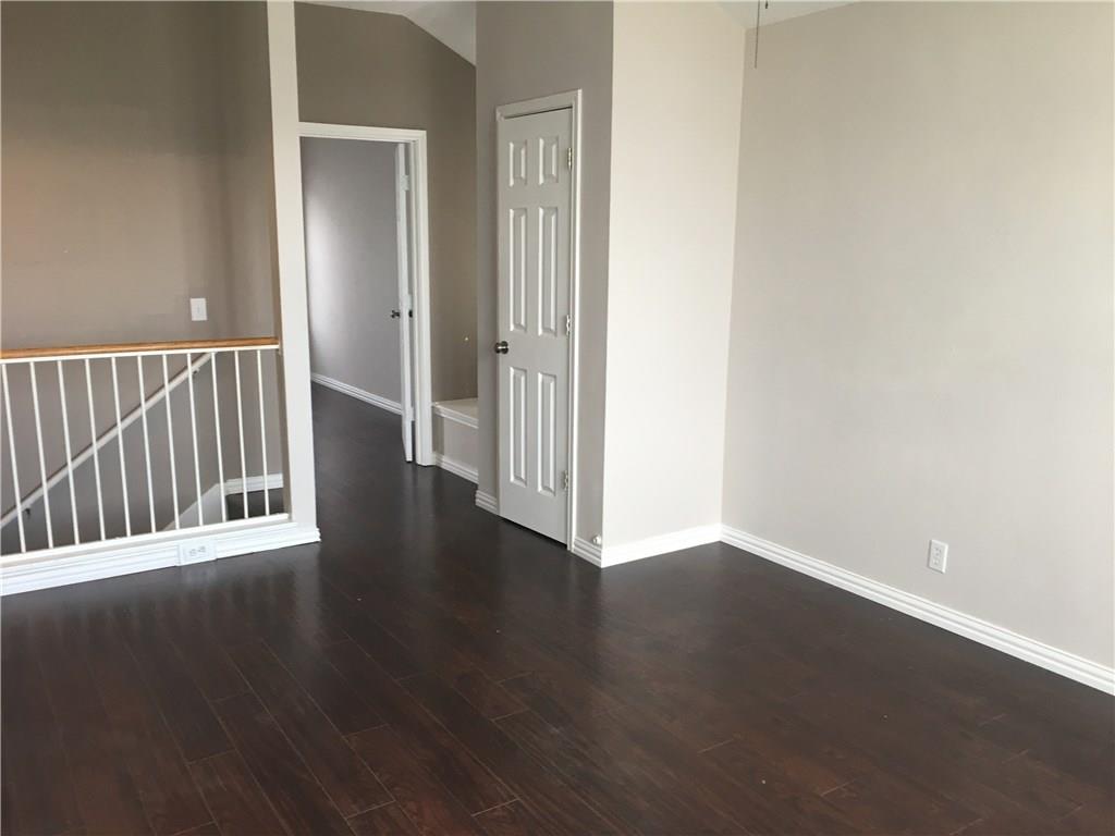 312 Estate Dr, Hutto, TX 78634