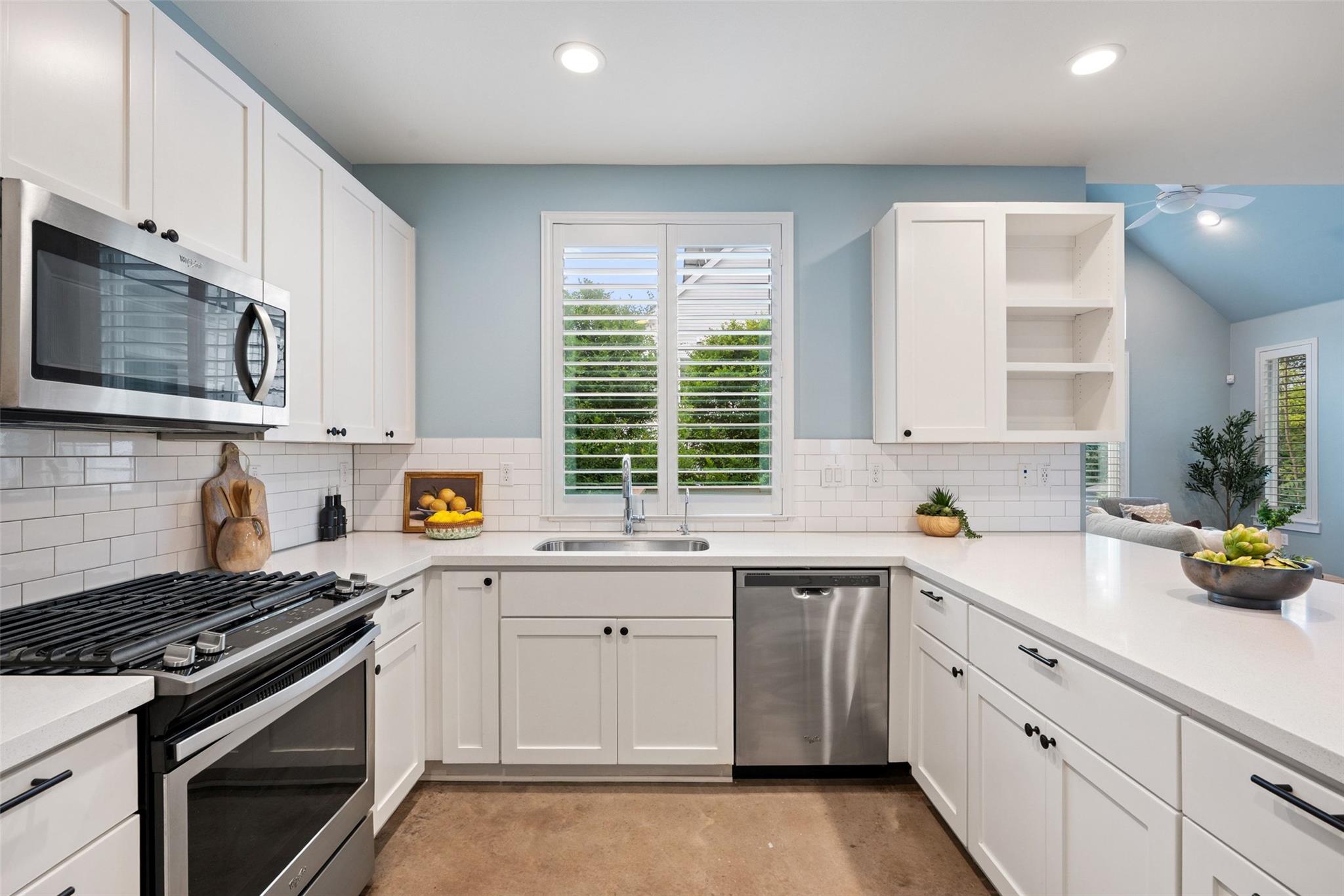 1909 E M Franklin Ave, Austin, TX 78723