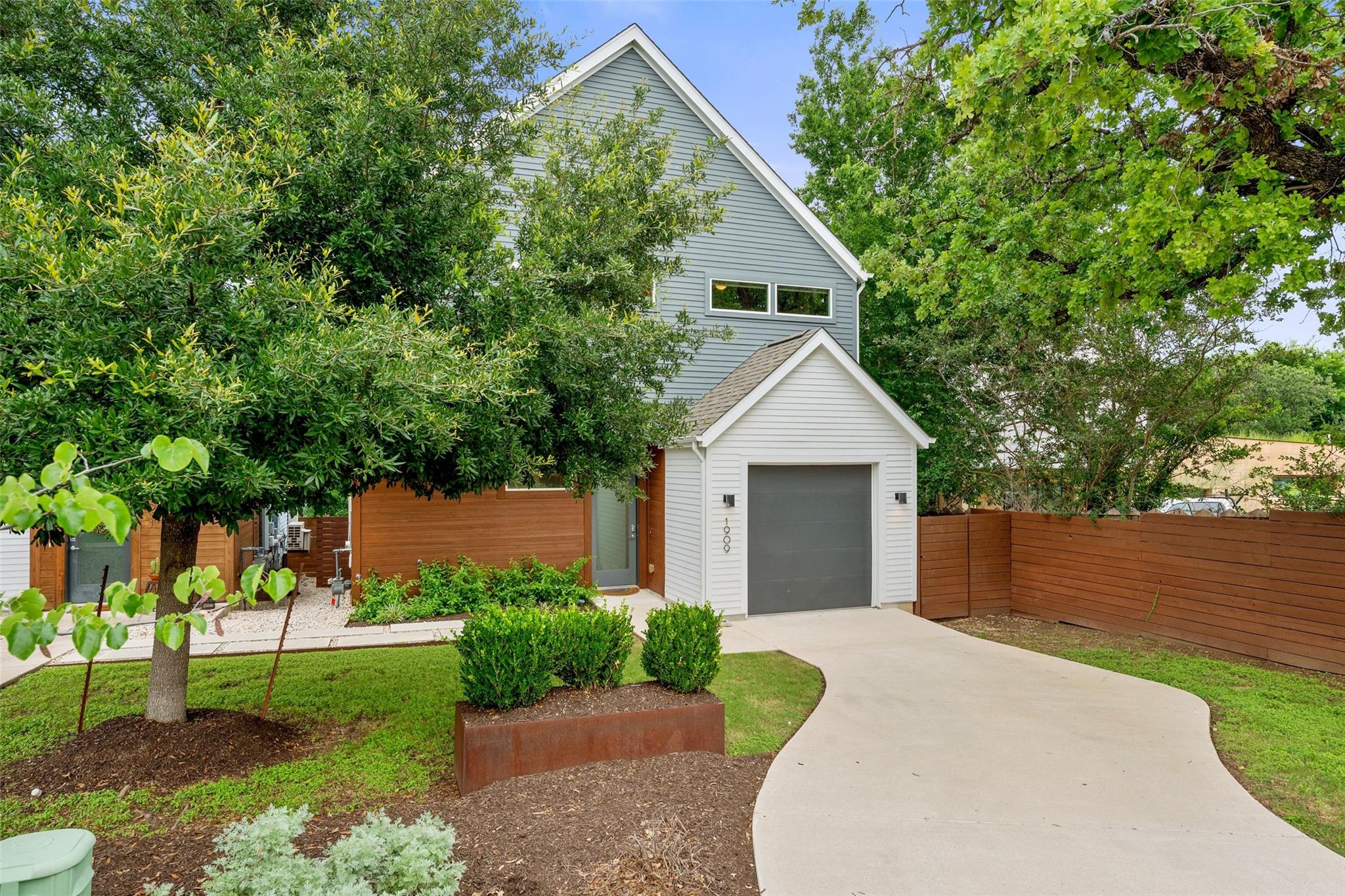 1909 E M Franklin Ave, Austin, TX 78723