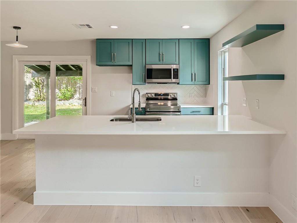 6204 Shadow Valley Dr # B, Austin, TX 78731