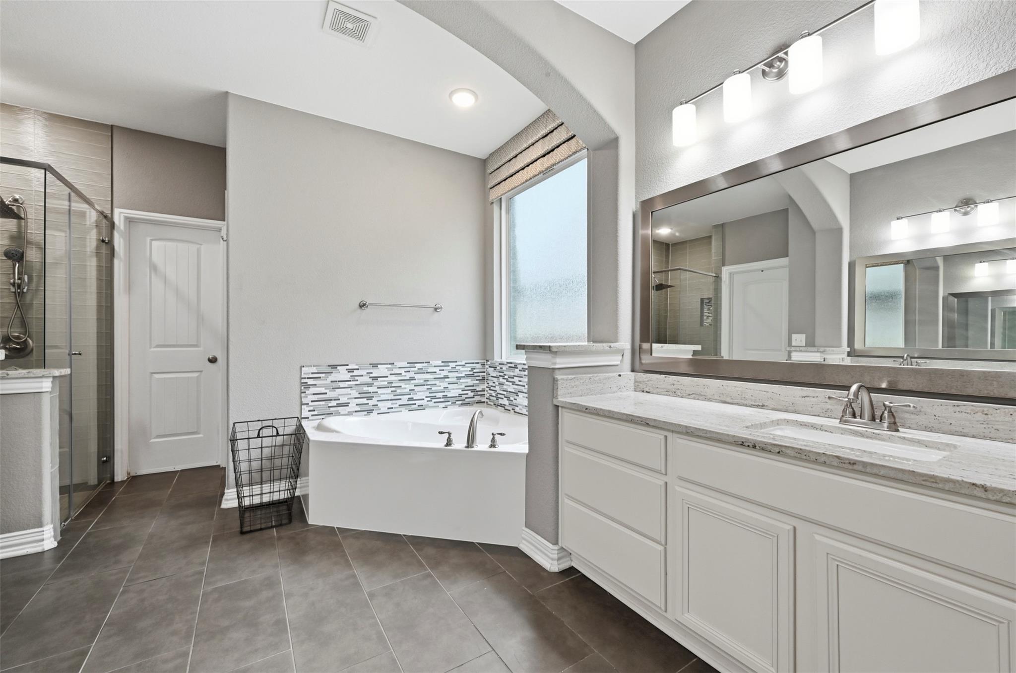 311 Tangerine Dr, Buda, TX 78610