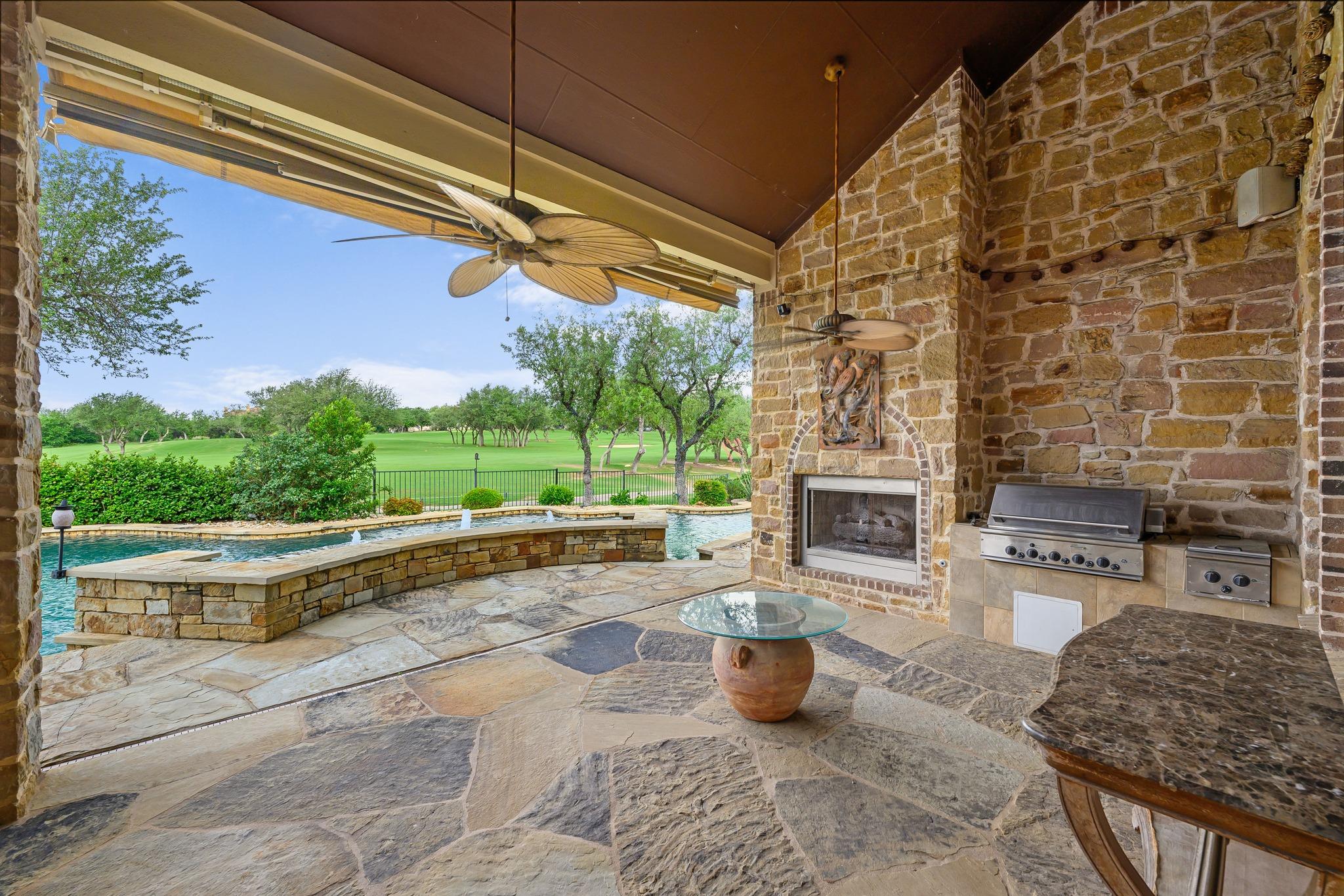 4008 Sugarloaf Dr, Austin, TX 78738