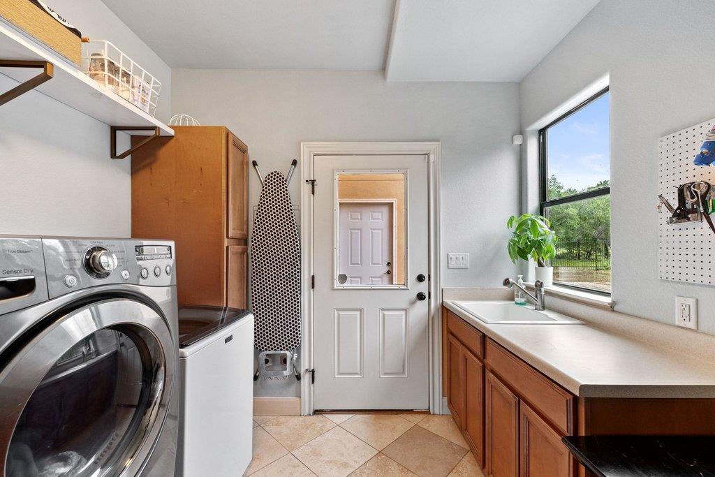 17201 Rocky Ridge Rd, Austin, TX 78734