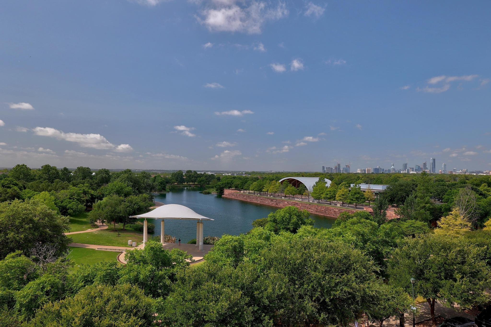 1701 Simond Ave # 215, Austin, TX 78723