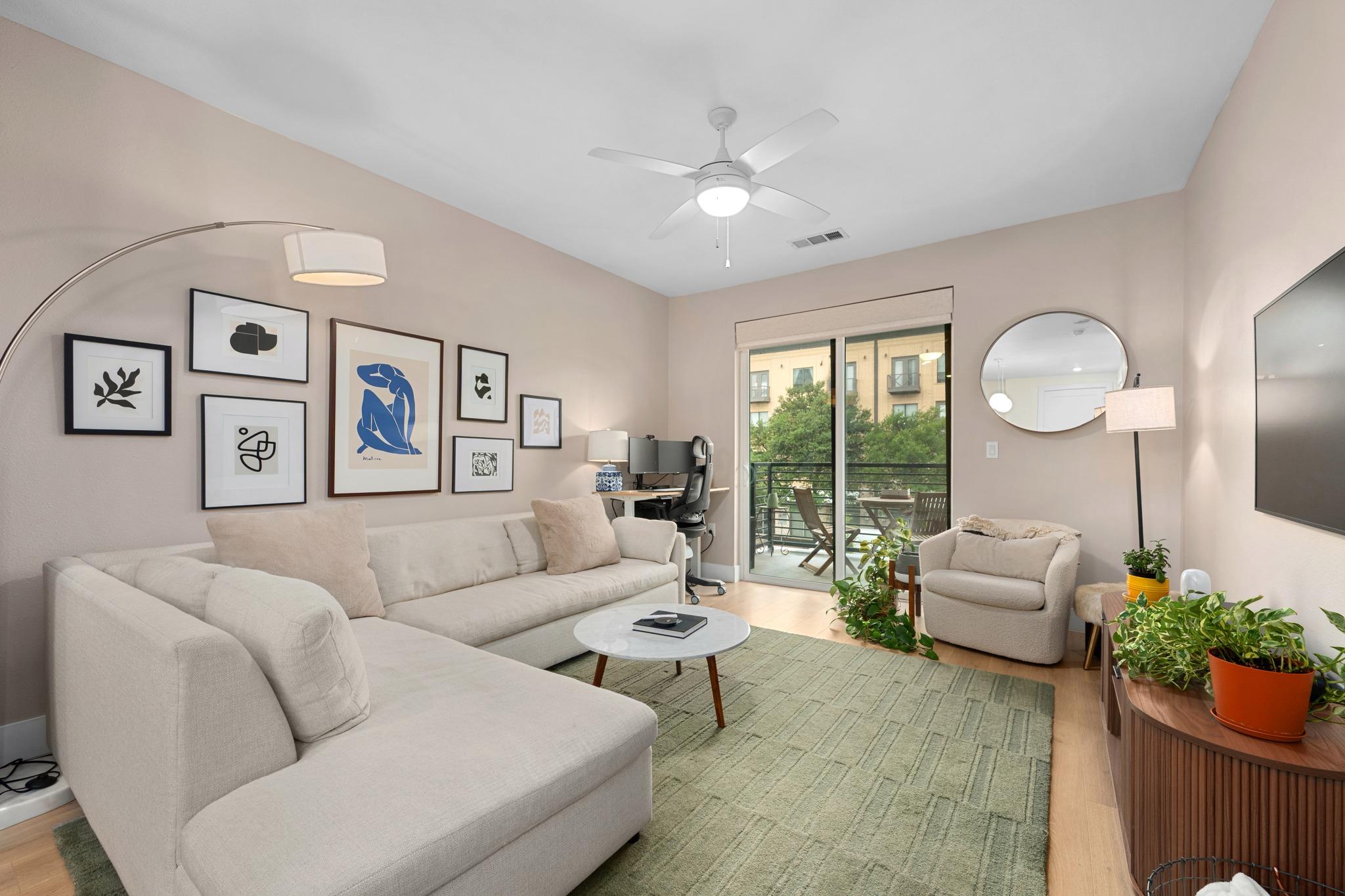 1701 Simond Ave # 215, Austin, TX 78723