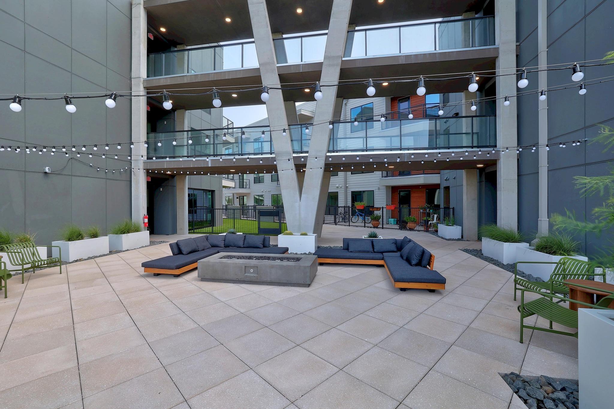 1701 Simond Ave # 215, Austin, TX 78723