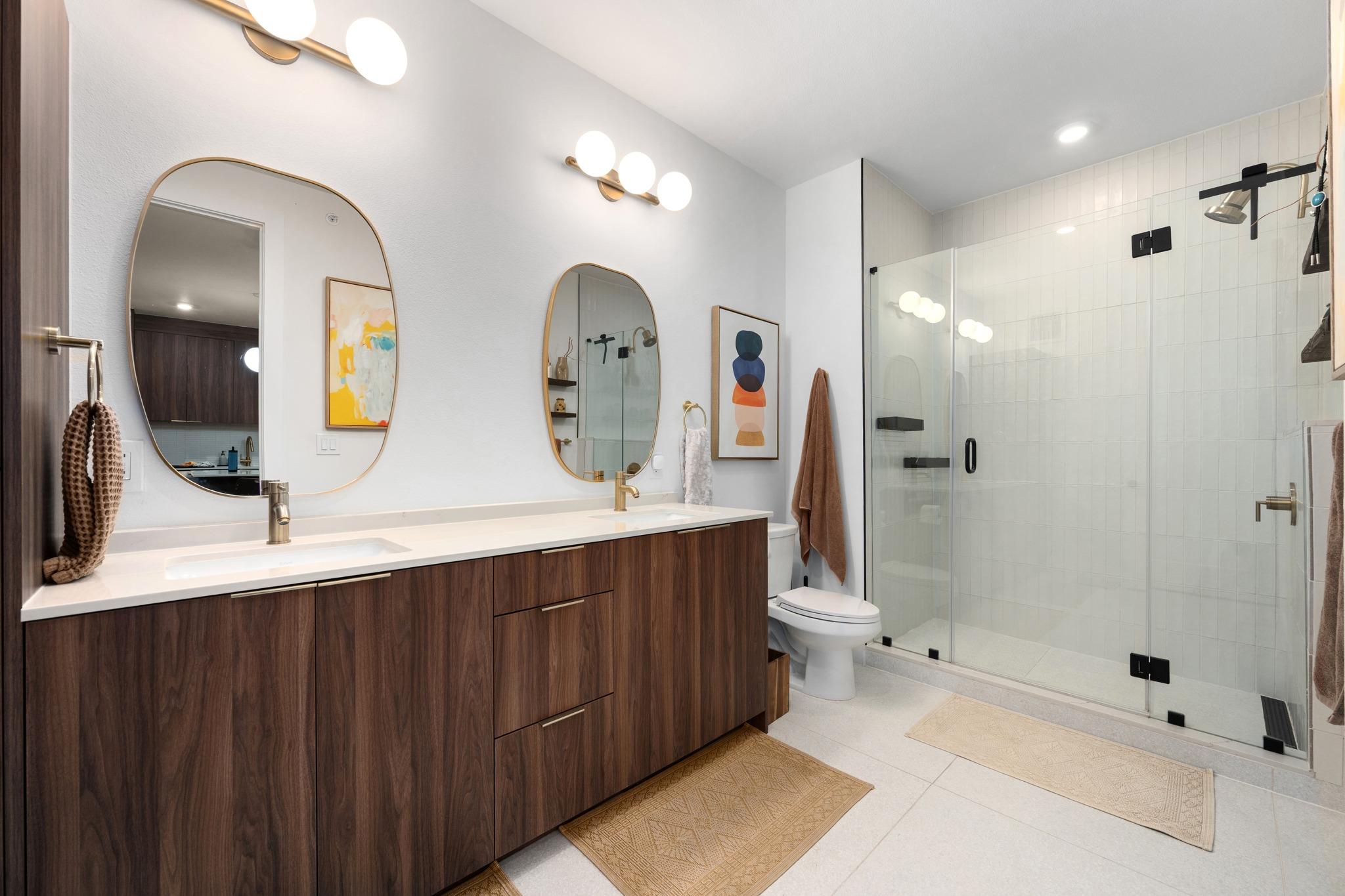 1701 Simond Ave # 215, Austin, TX 78723