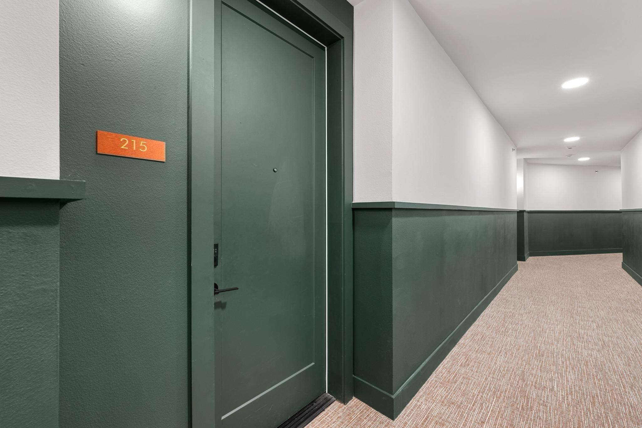 1701 Simond Ave # 215, Austin, TX 78723