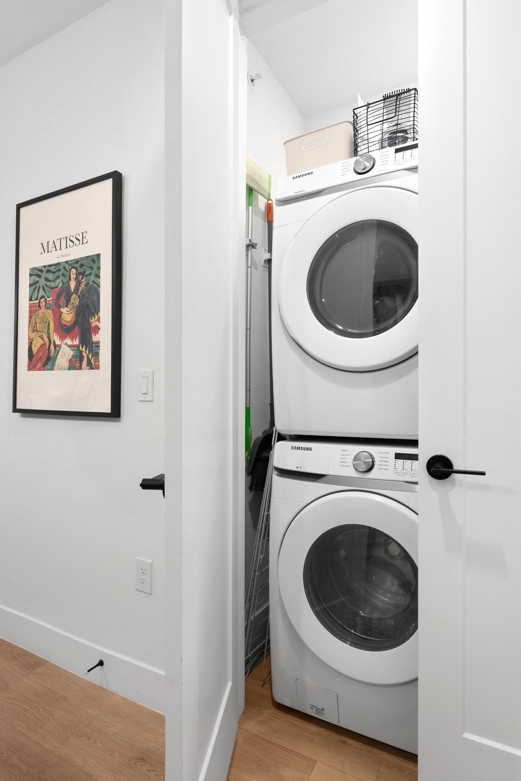 1701 Simond Ave # 215, Austin, TX 78723